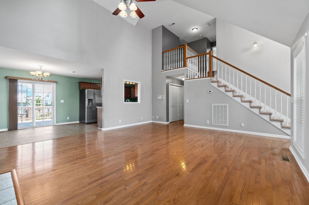 1015 Cindy Jo Ct