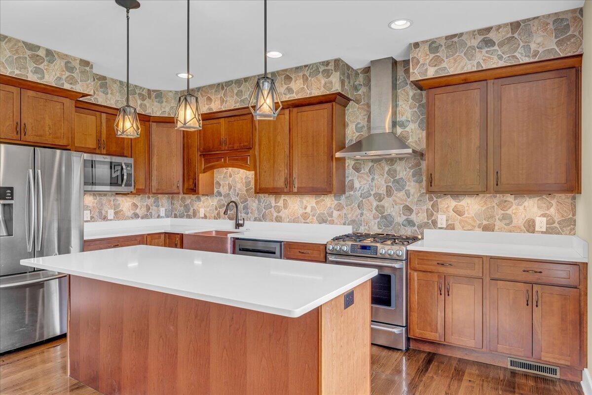 220 Bear Crawl Road