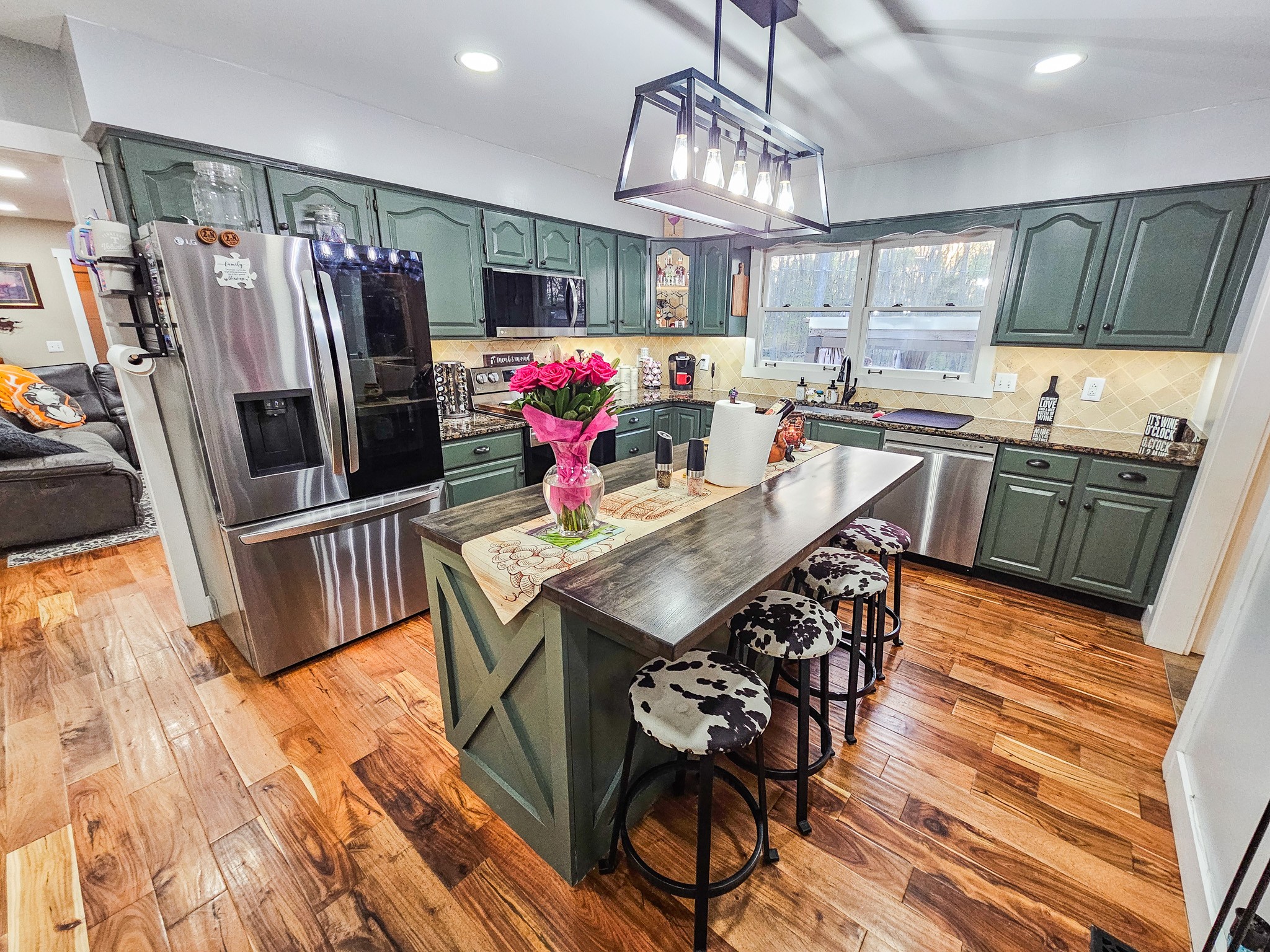 331 Hilltop Dr