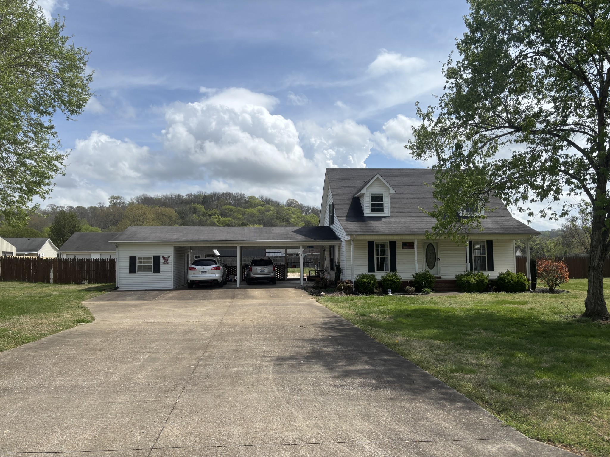204 Alex Dr