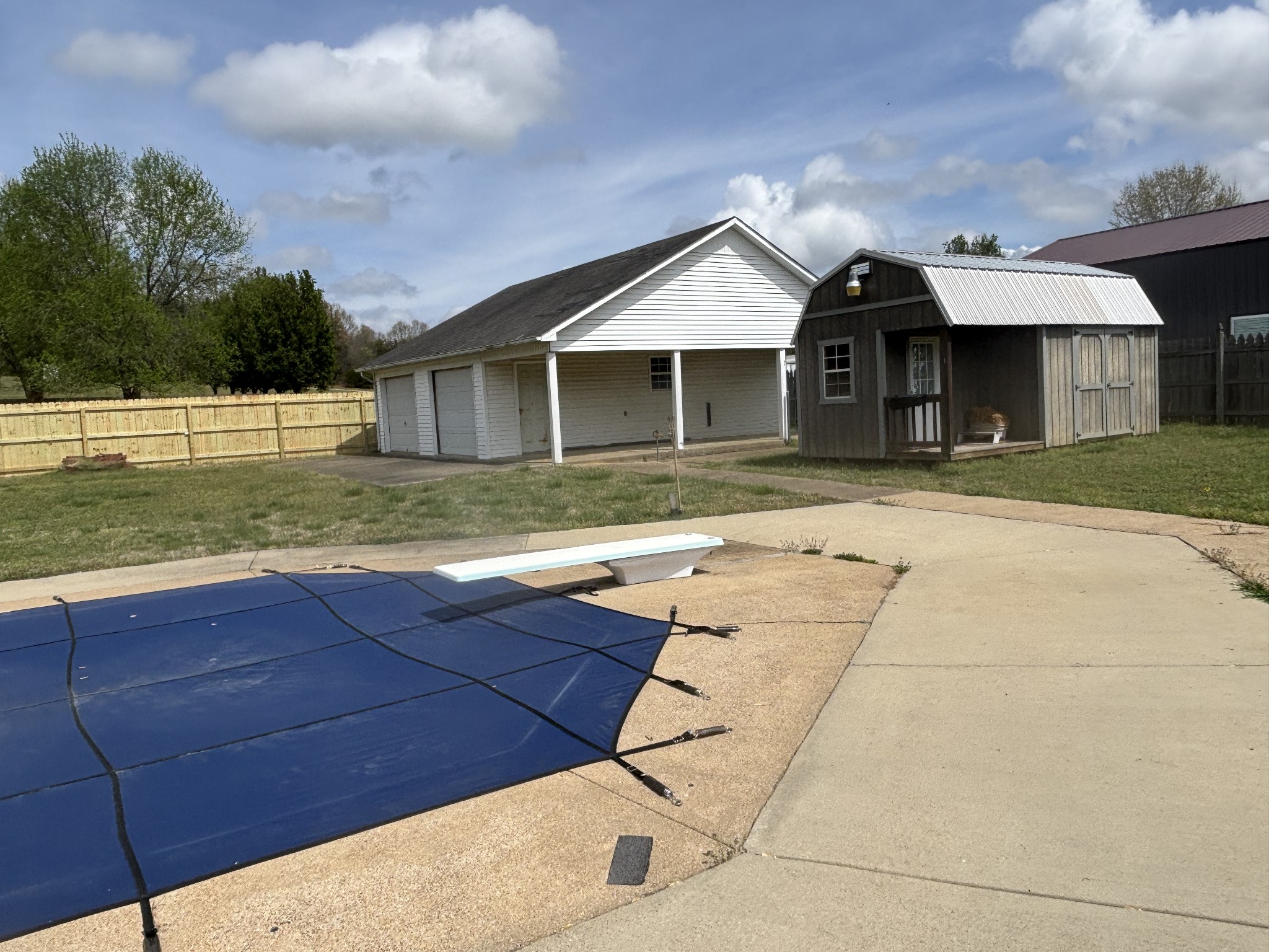 204 Alex Dr