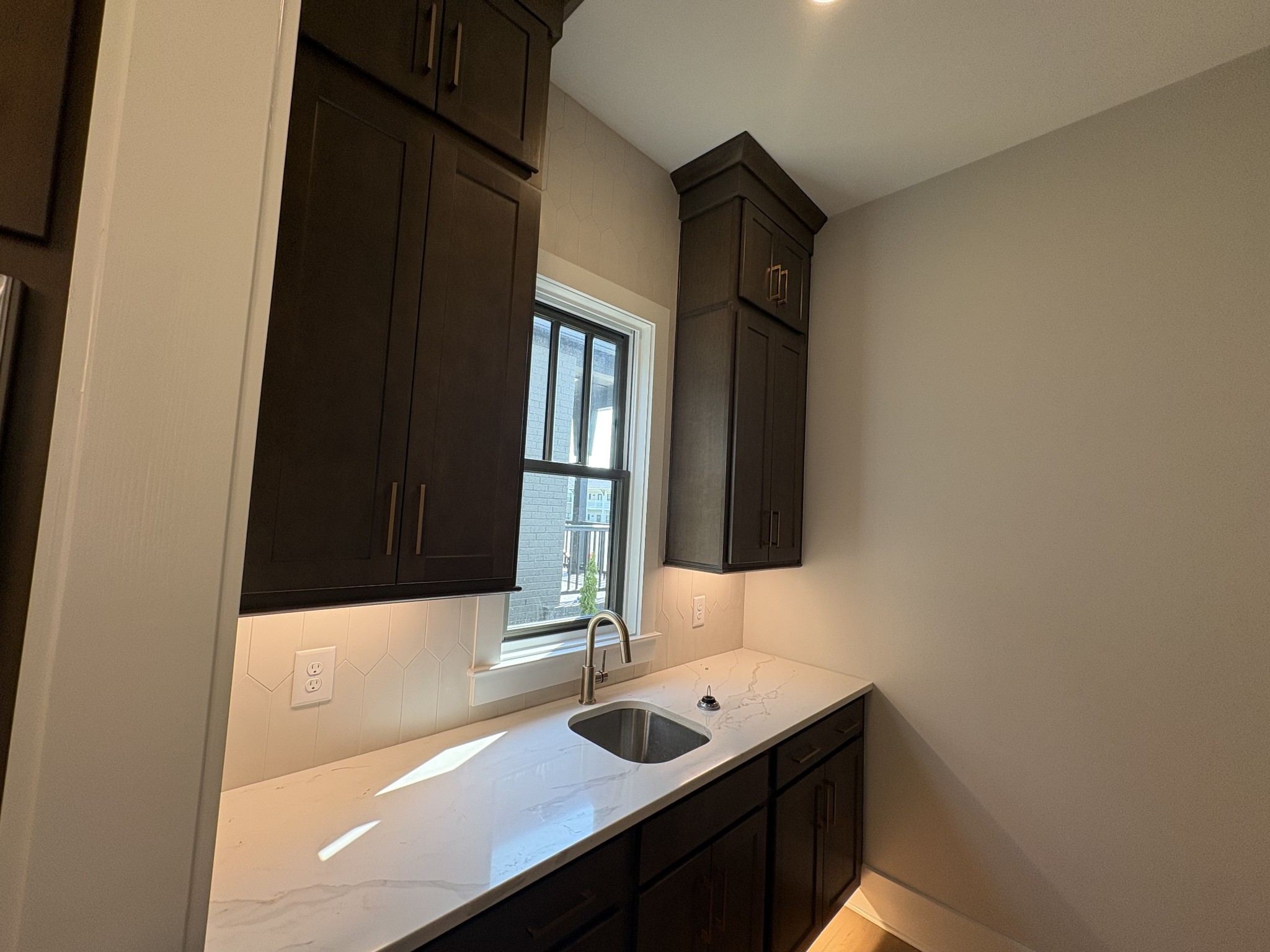 2539 Buckner Lane