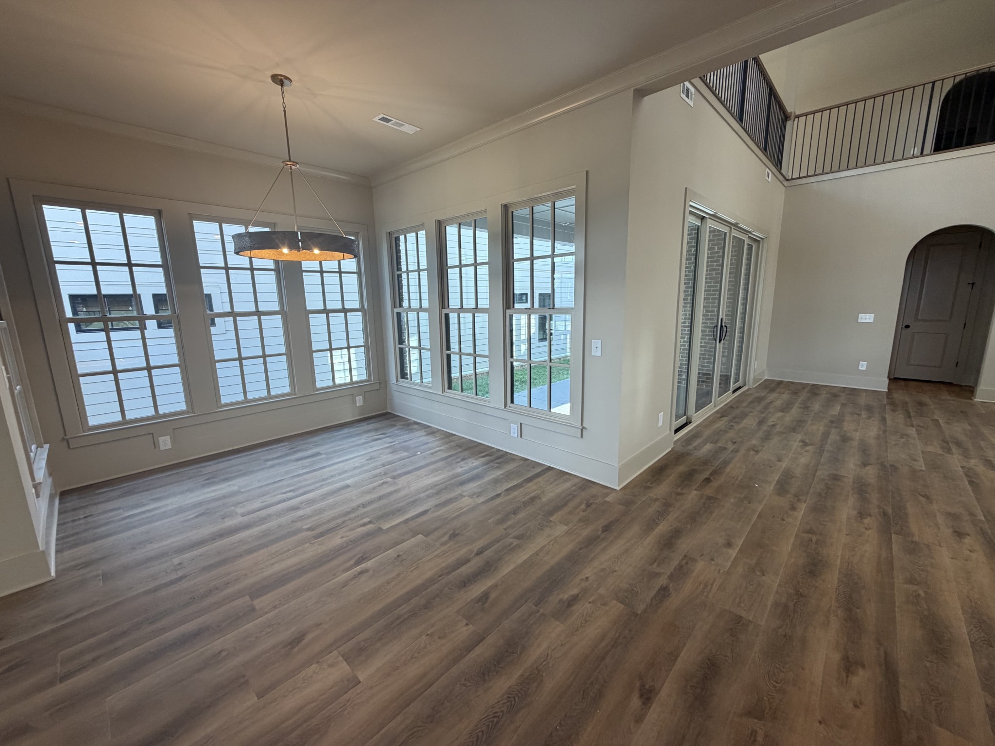 2541 Buckner Lane