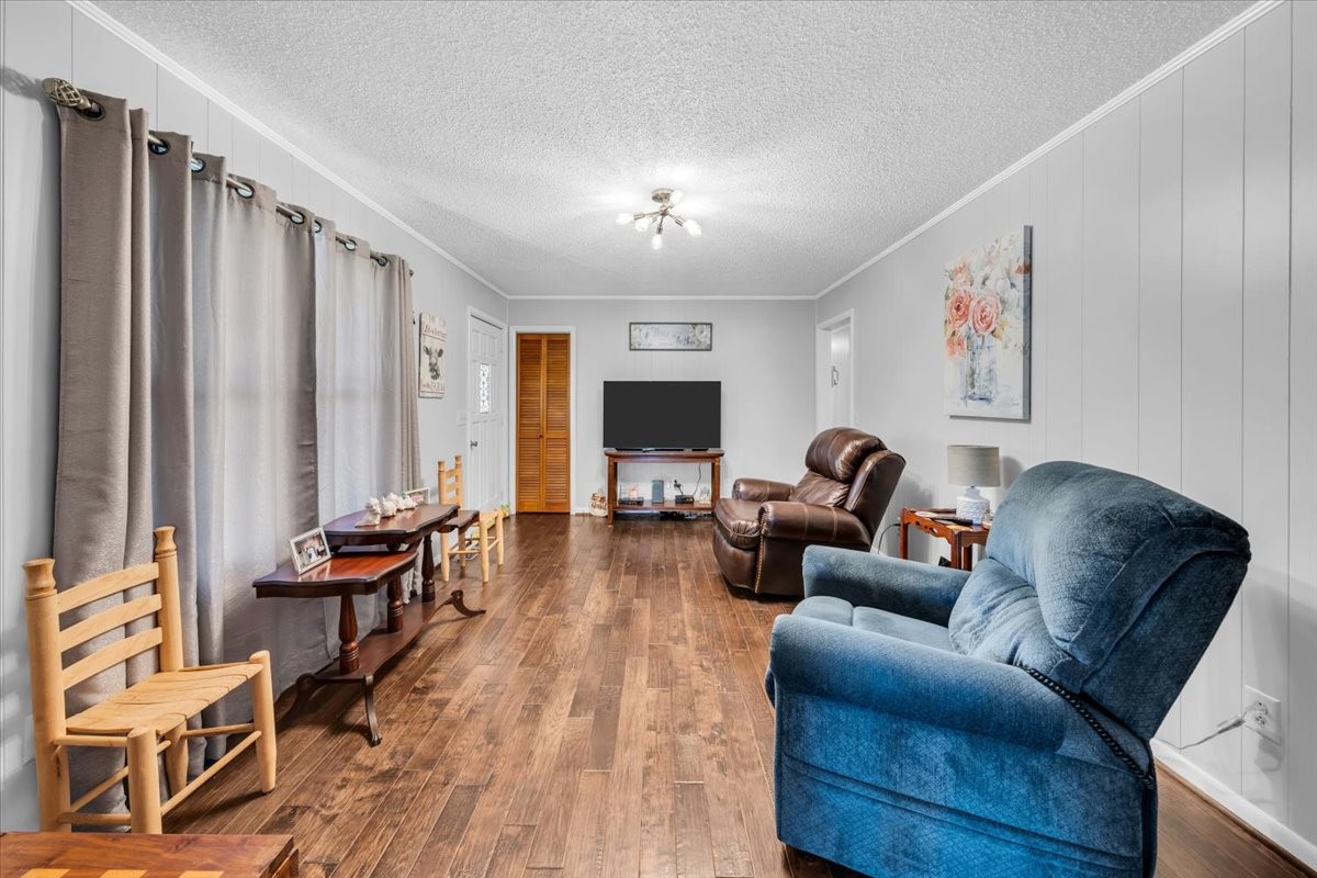 321 Goodridge Rd