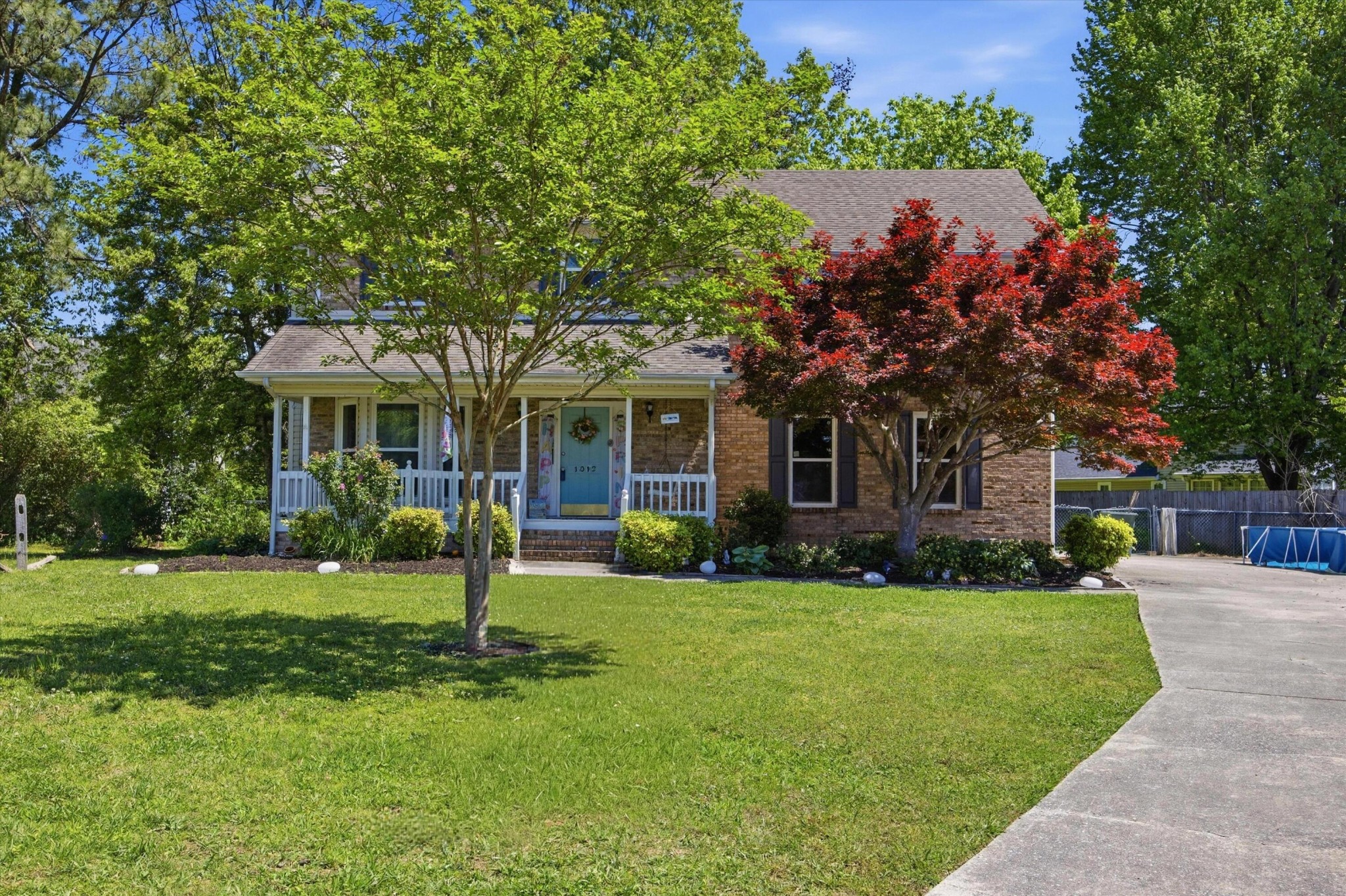 1012 Tall Oak Lane