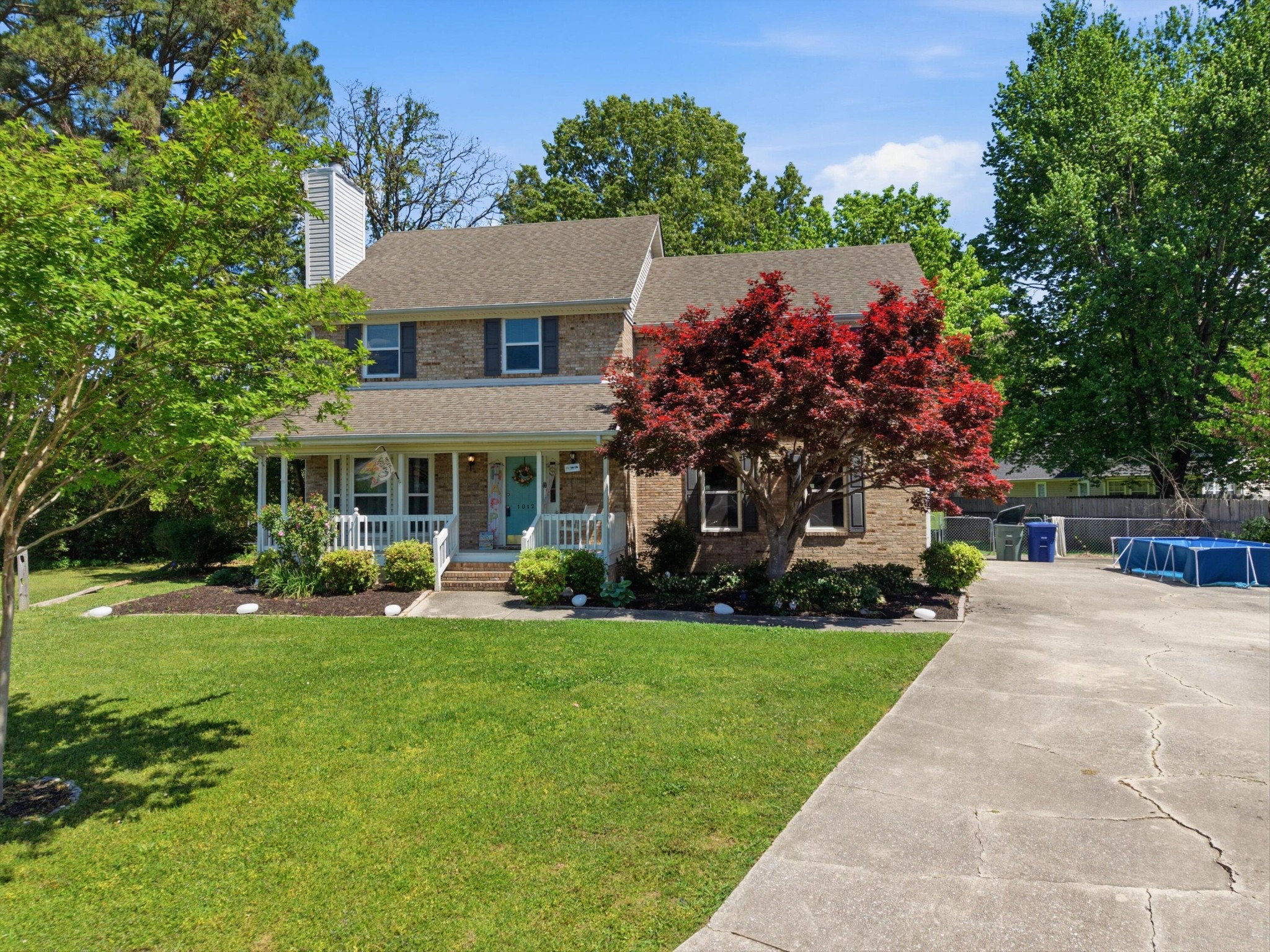 1012 Tall Oak Lane
