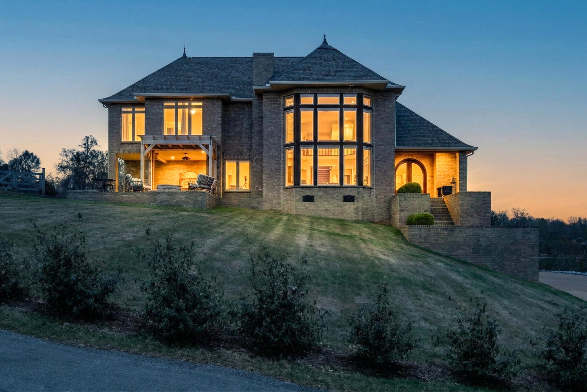 501 River Trace Dr