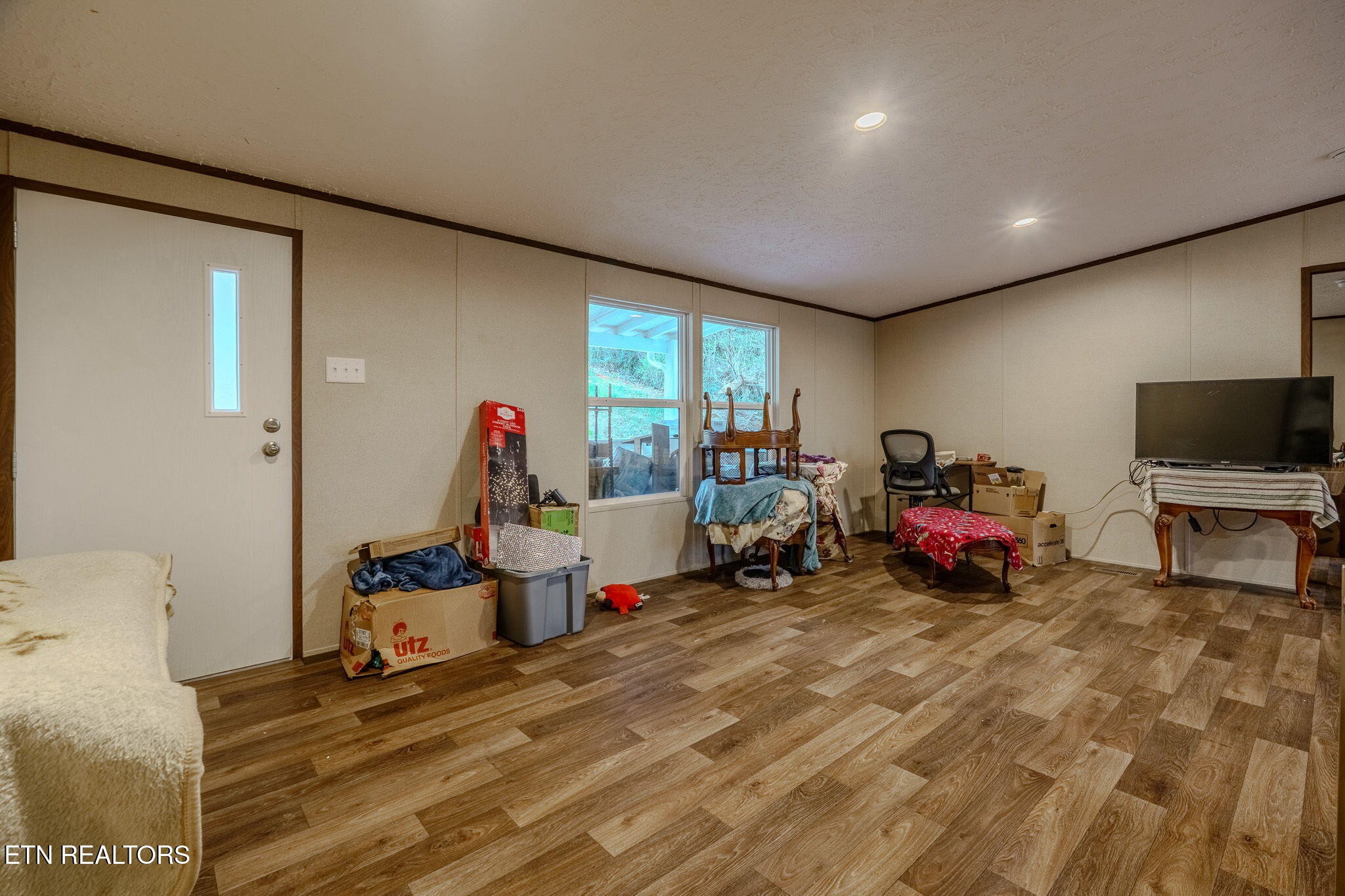 3954 Skyline Drive