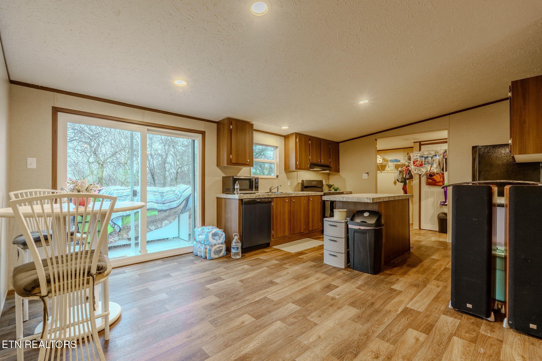 3954 Skyline Drive