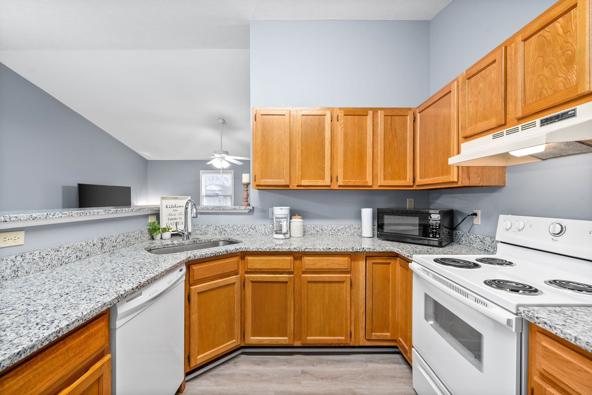 2921 Pawnee Dr
