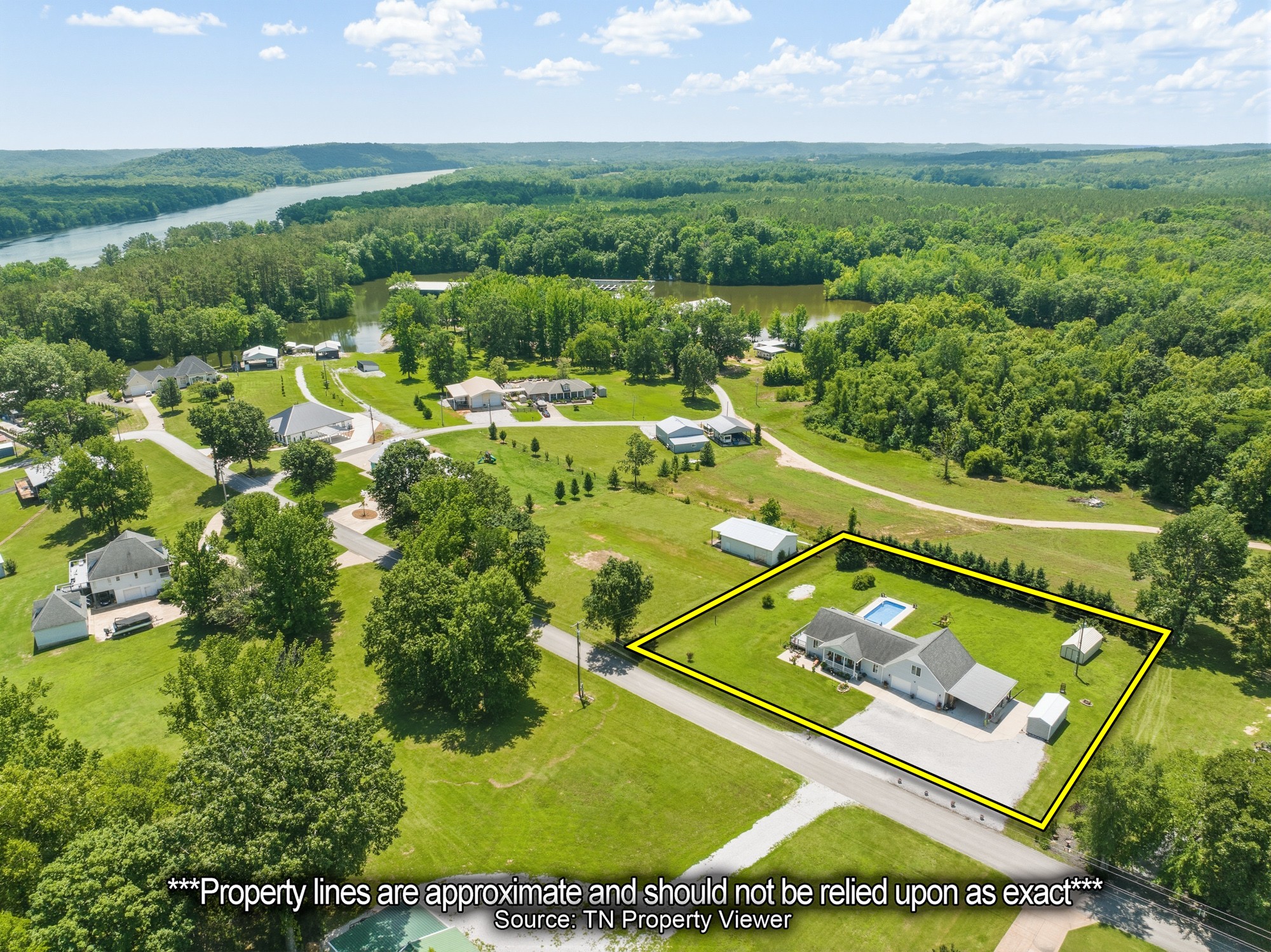 198 Yarbro Harbor Dr