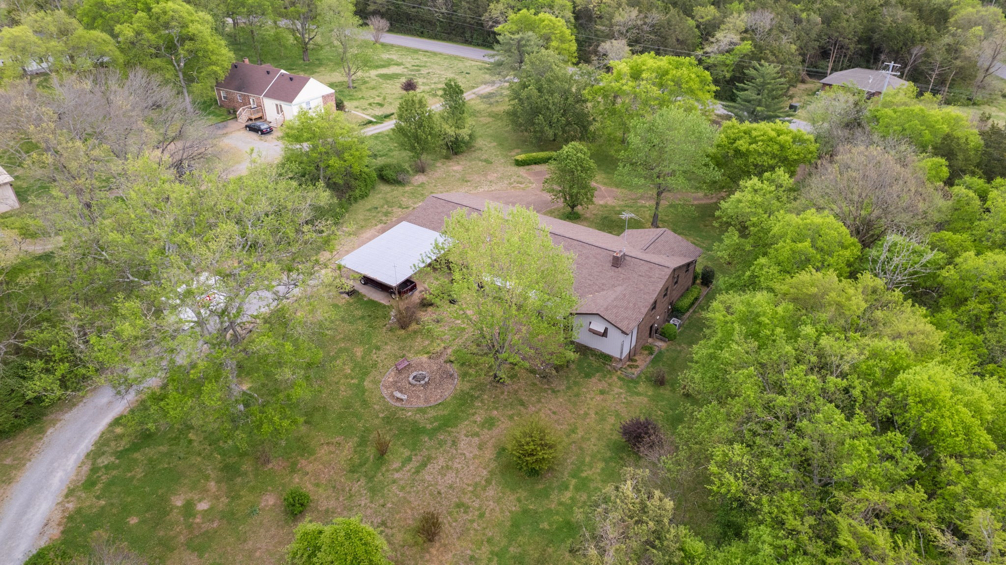 2413 Fly Rd