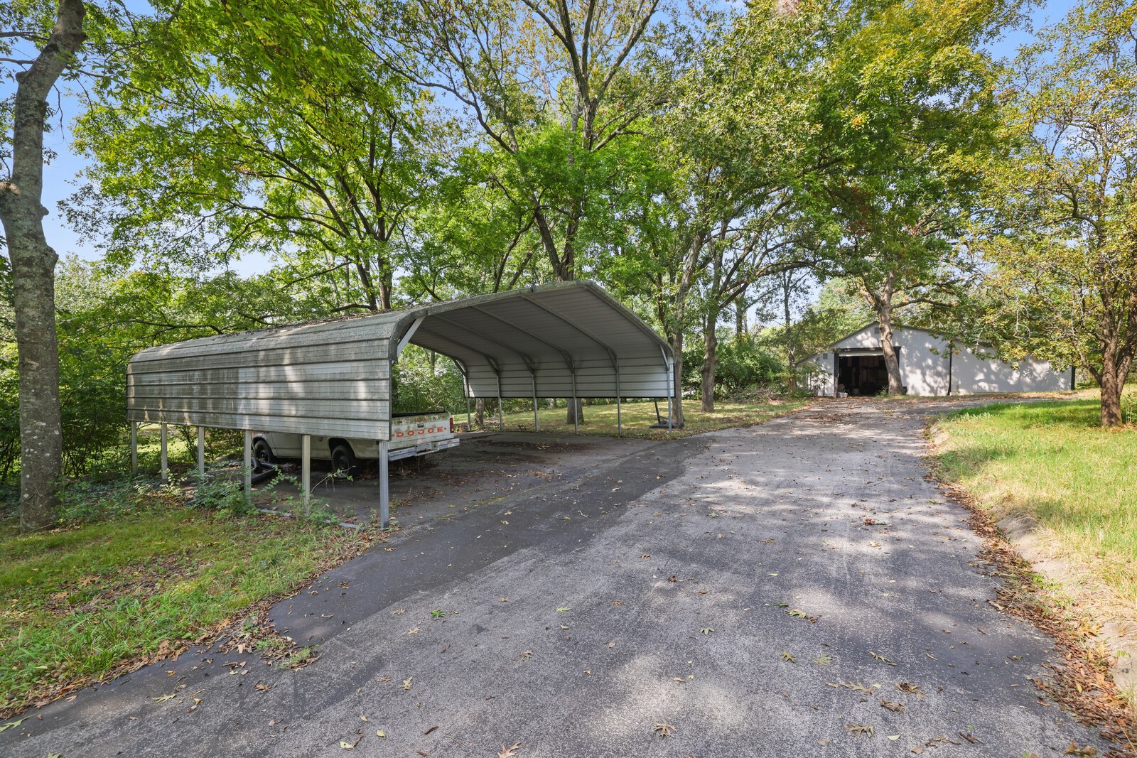 2516 Old Smith Springs Rd