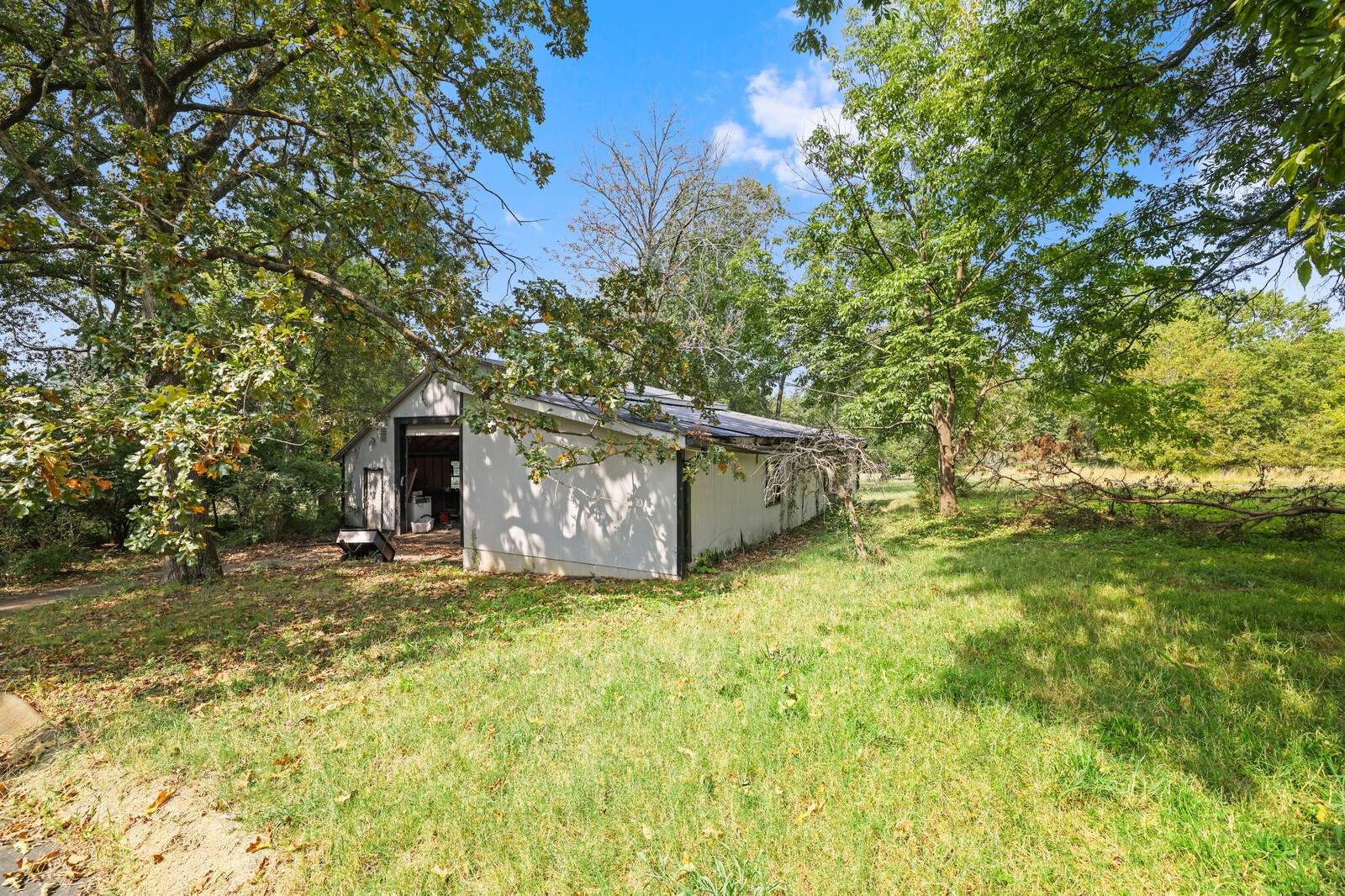 2516 Old Smith Springs Rd