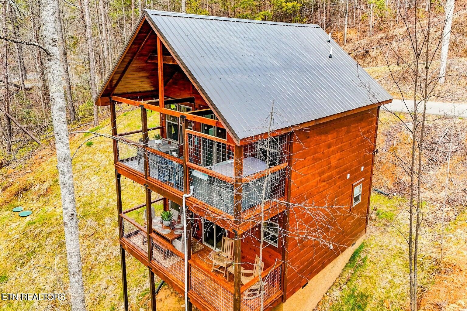 1614 Lake Drive
