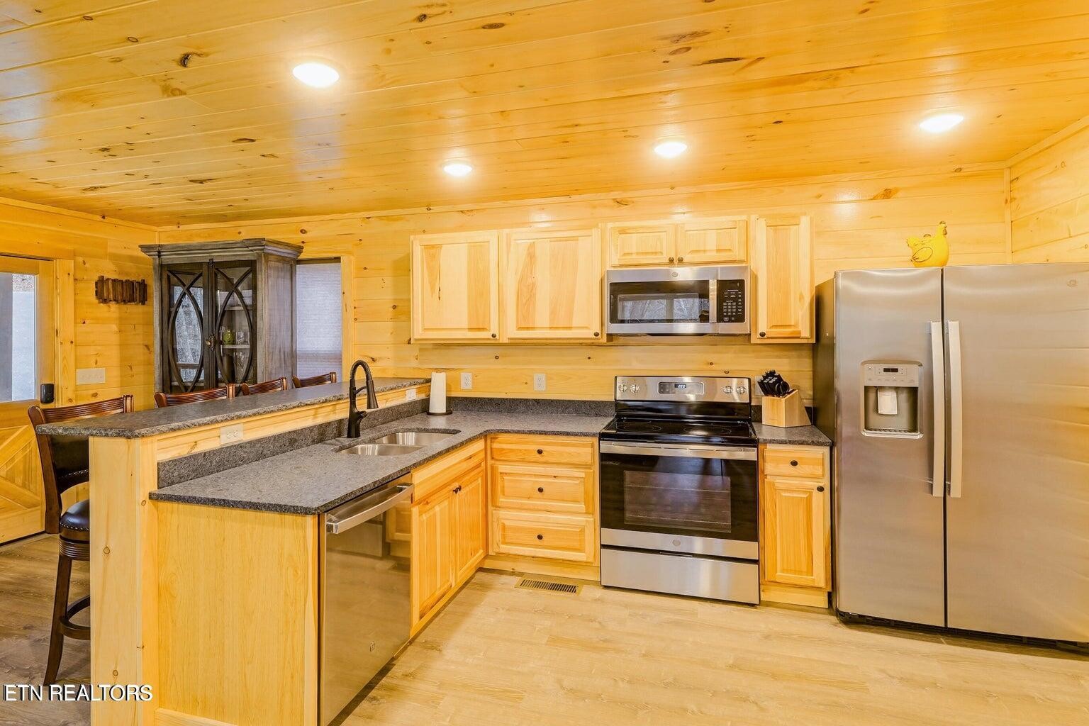 1614 Lake Drive