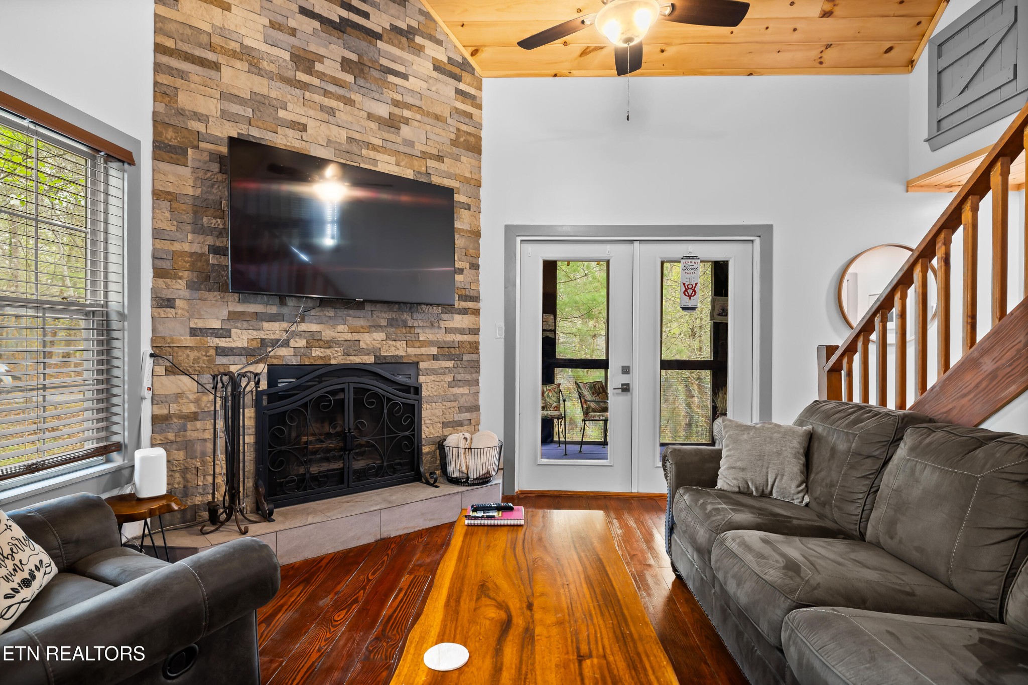 516 Clearwater Circle
