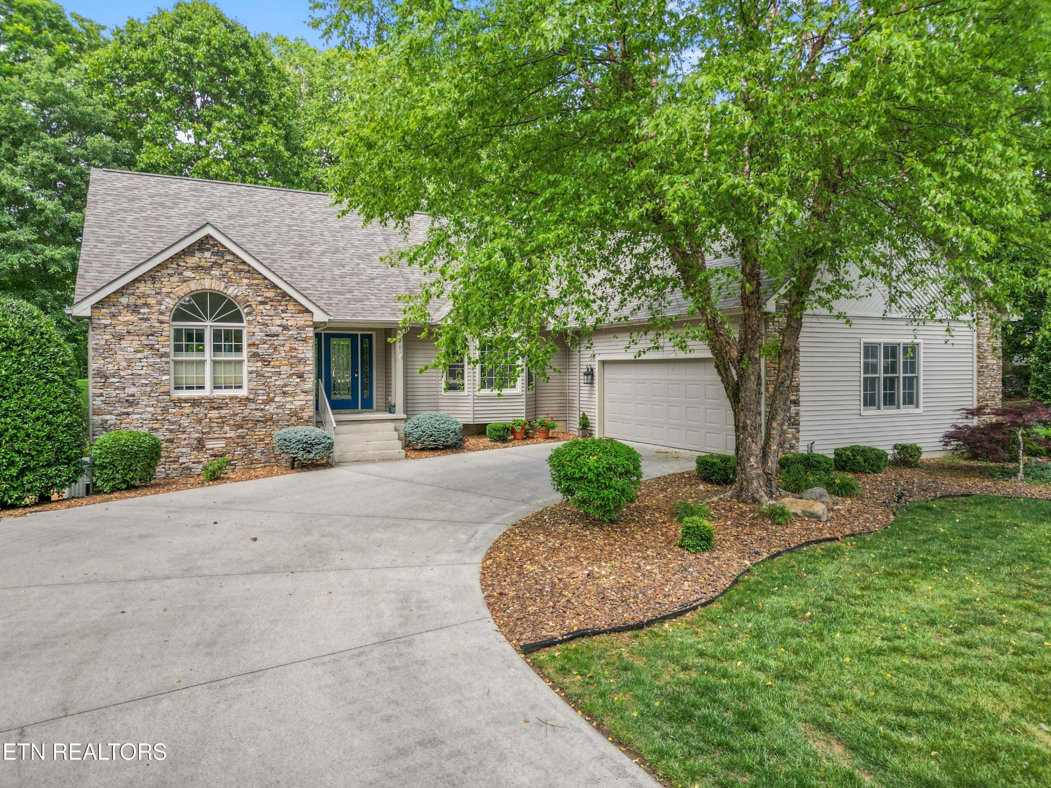 21 Lexham Court