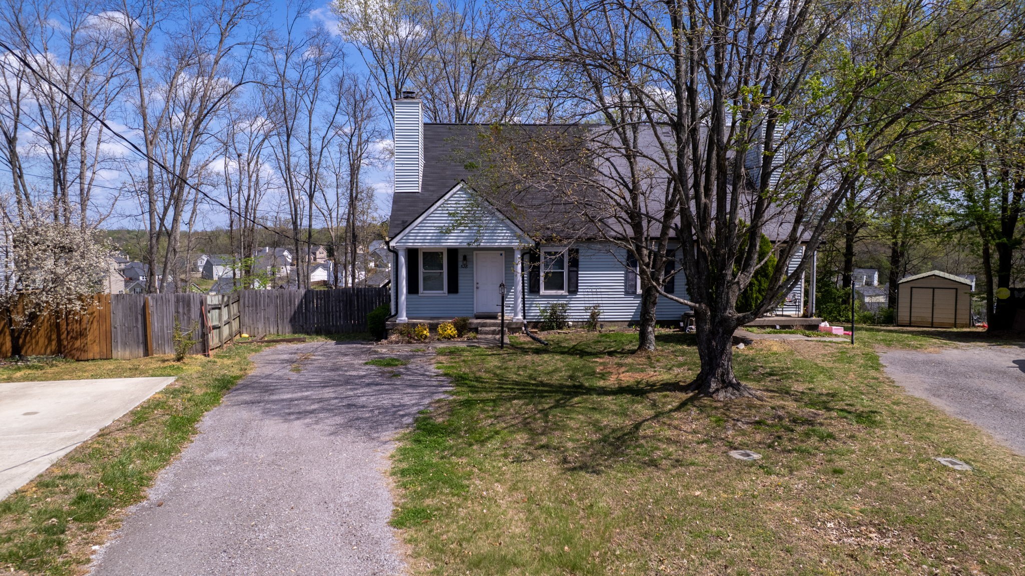528 Debbie Dr