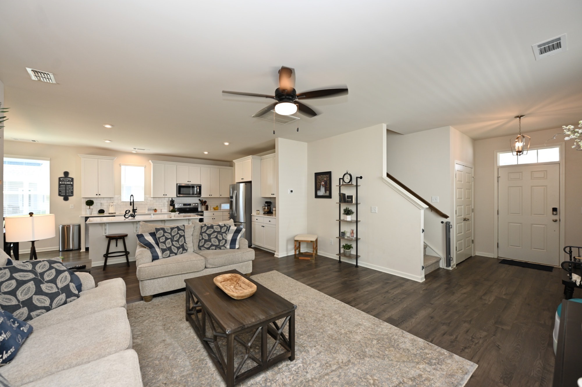522 Red Barn Way