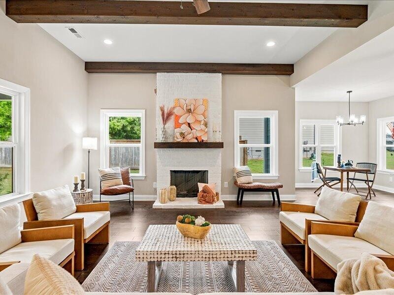 8886 Silver Maple Drive