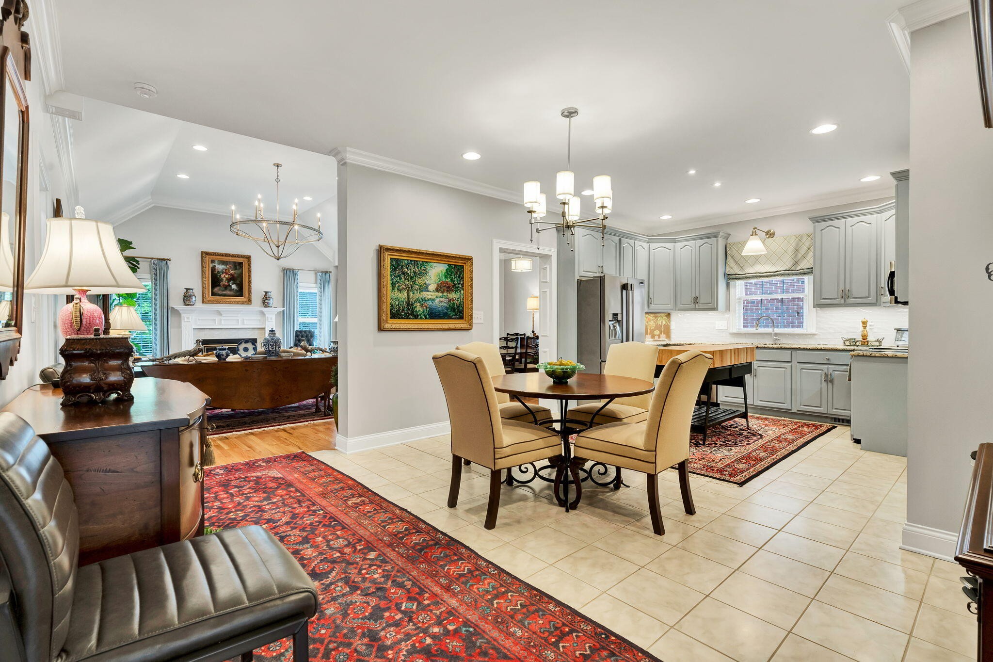 115 Overbriar Drive, NE