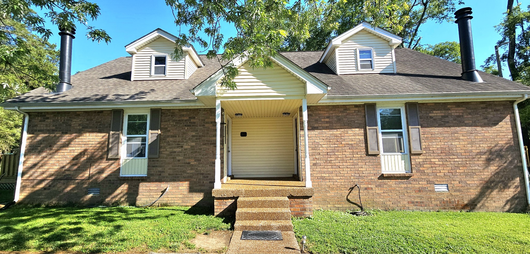 1126 Apple Valley Rd