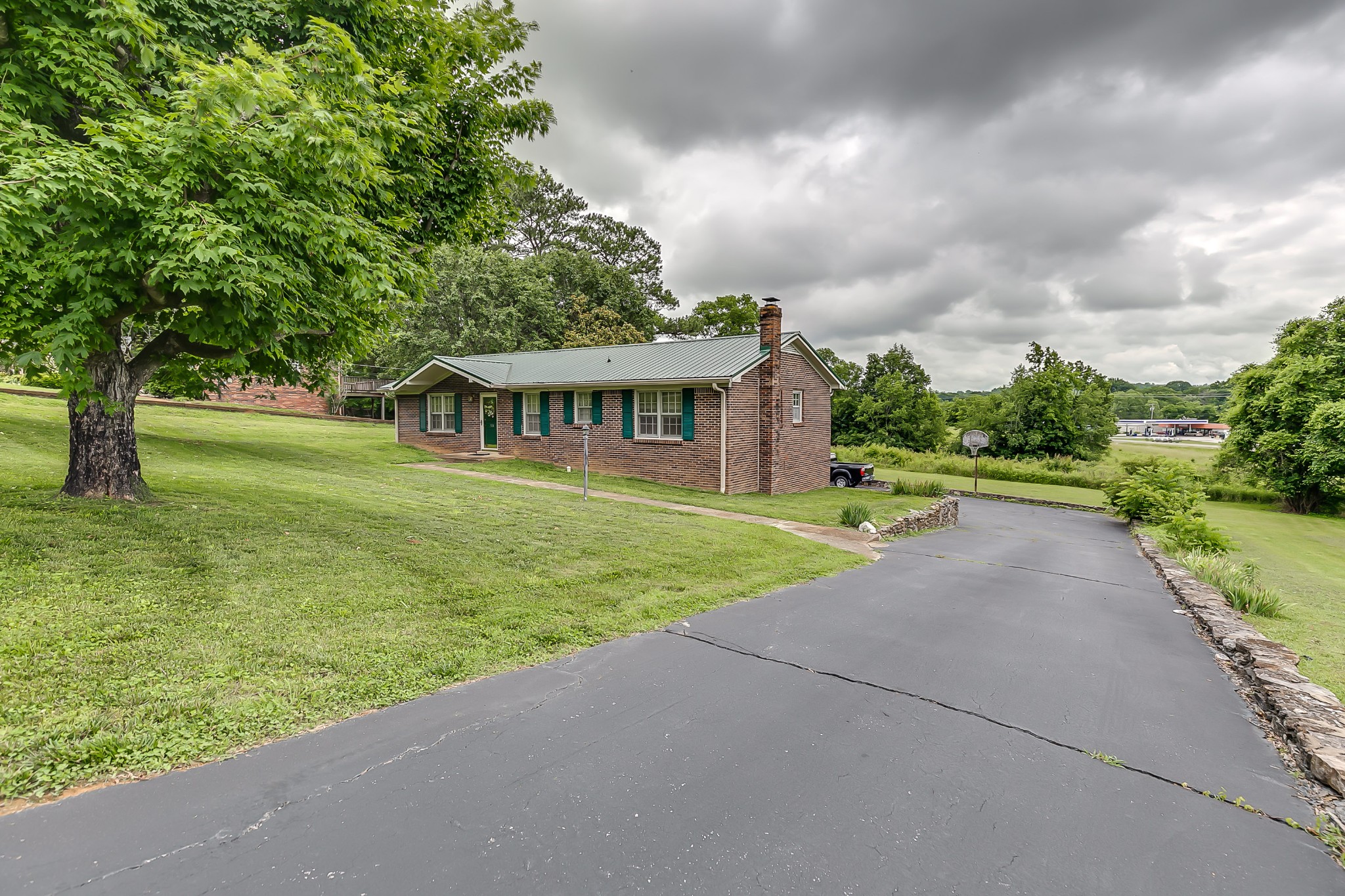 904 Cheairs Cir