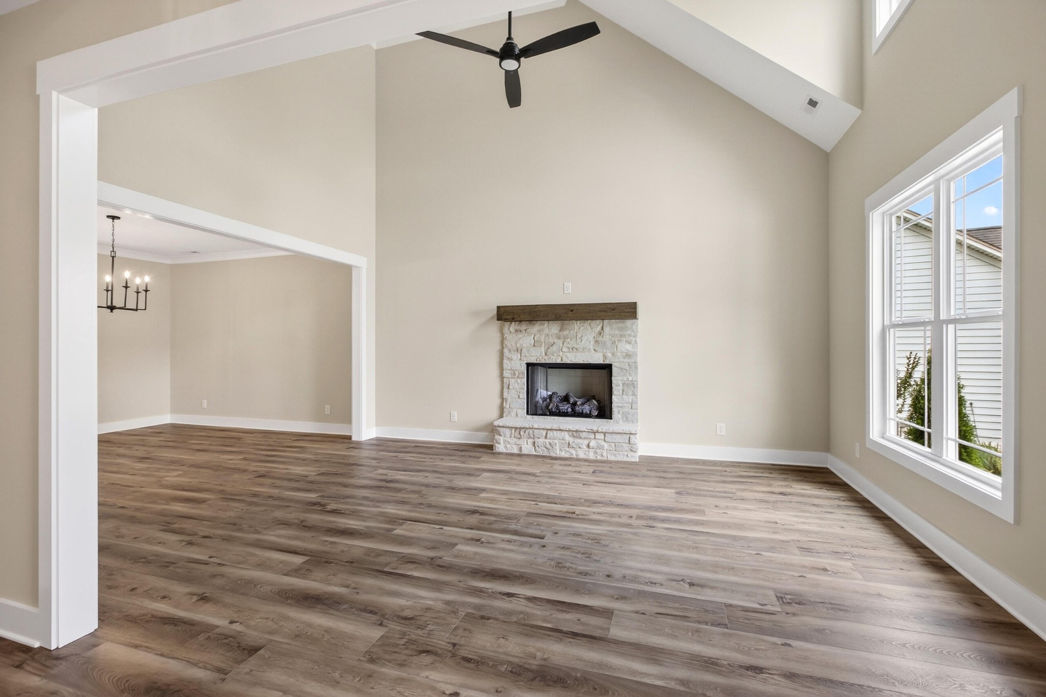 4921 Grove Park Drive, NE