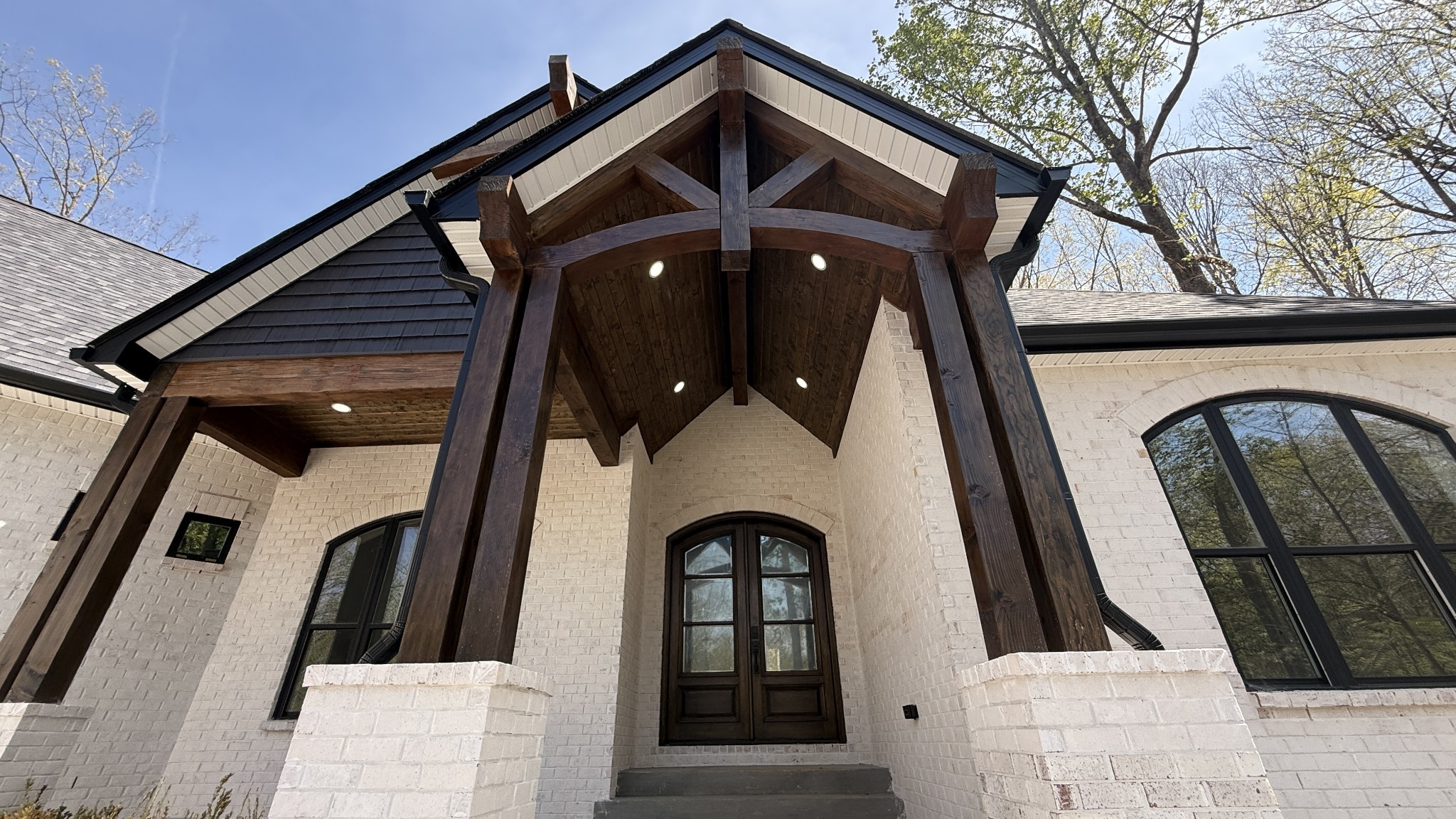 126 Dogwood Ct