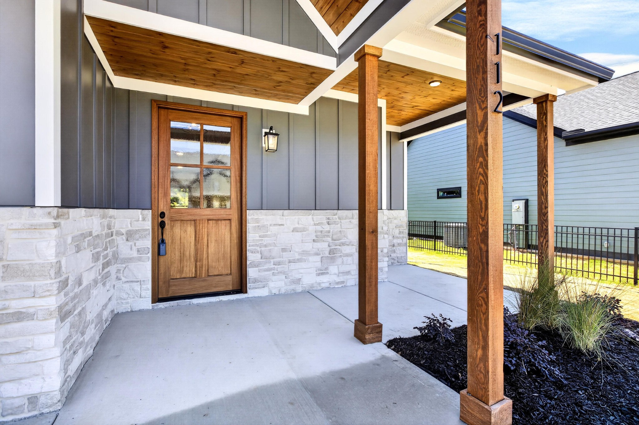 112 Arthur Lane, NW