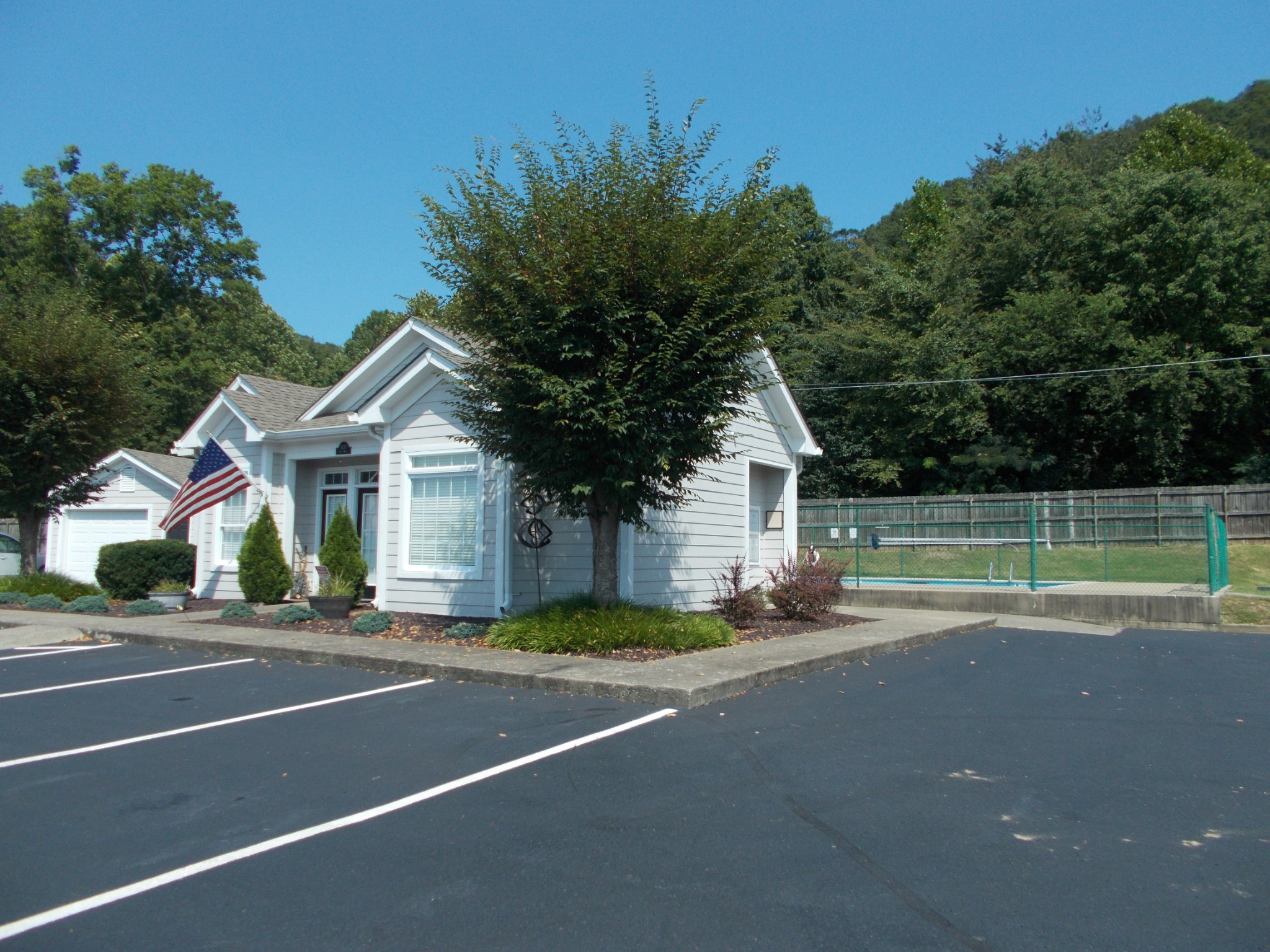 1363 Highway 12, S