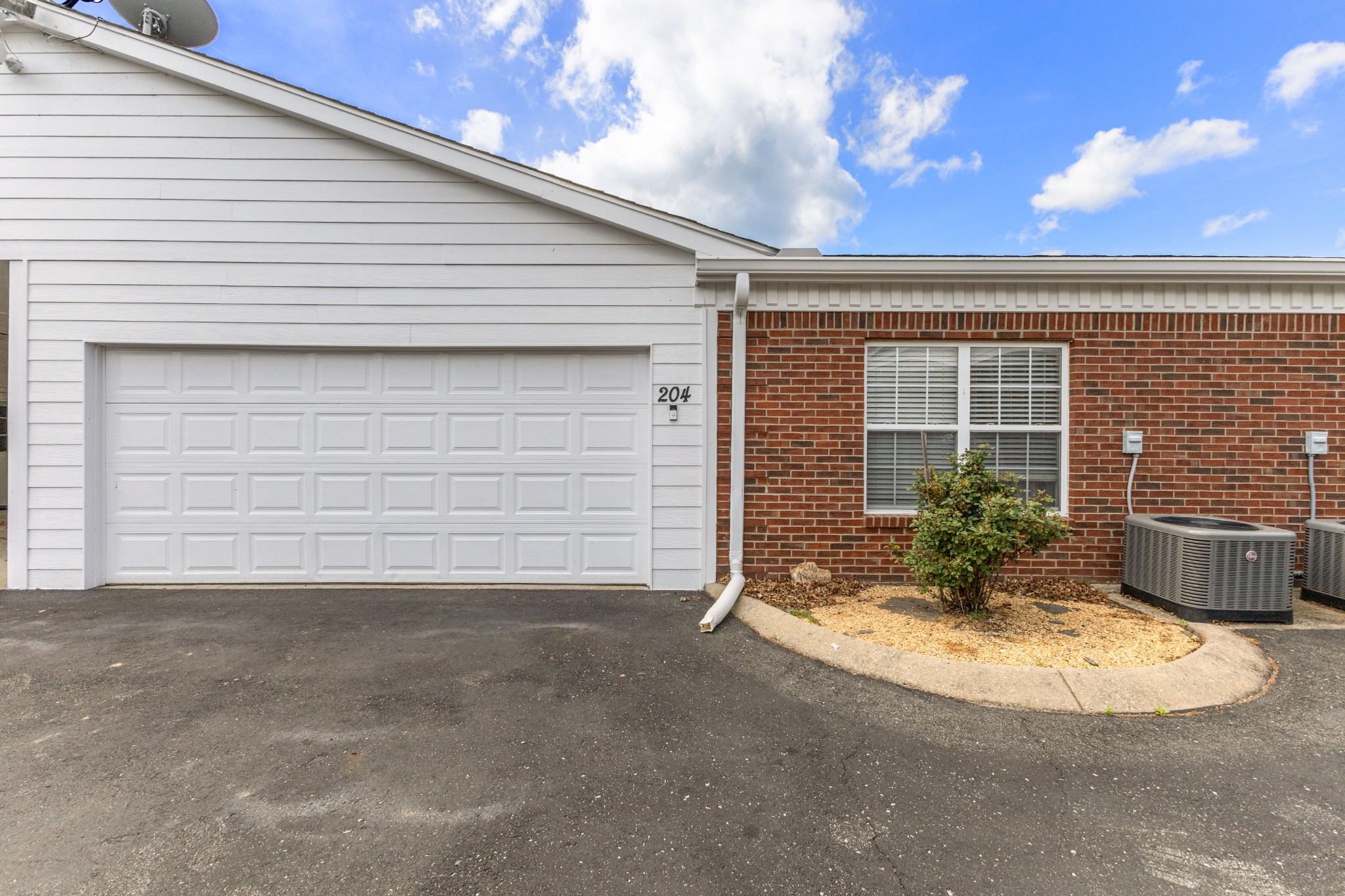 3010 Caldwell Rd