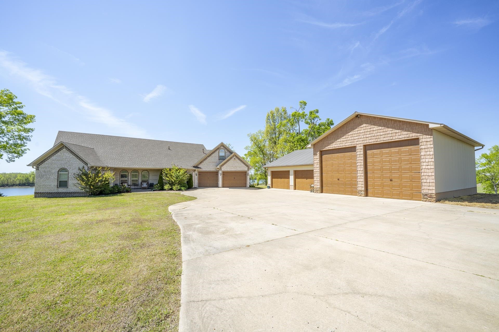 875 FAITH LN