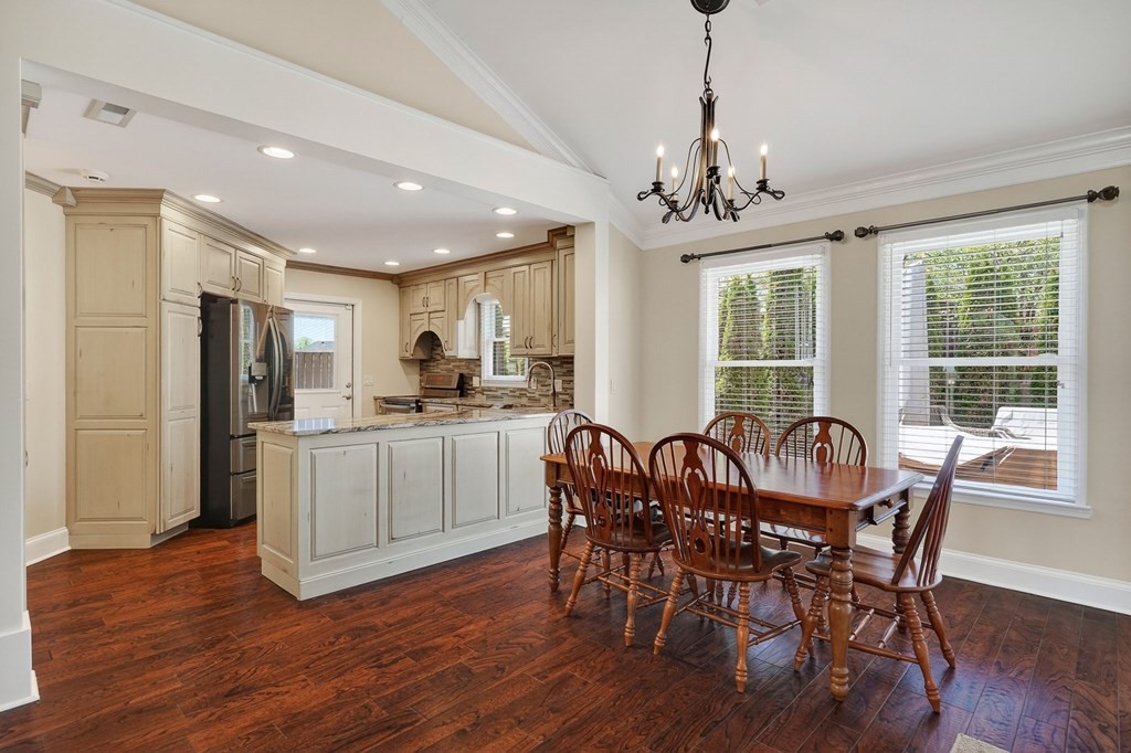 1630 Fairway Dr