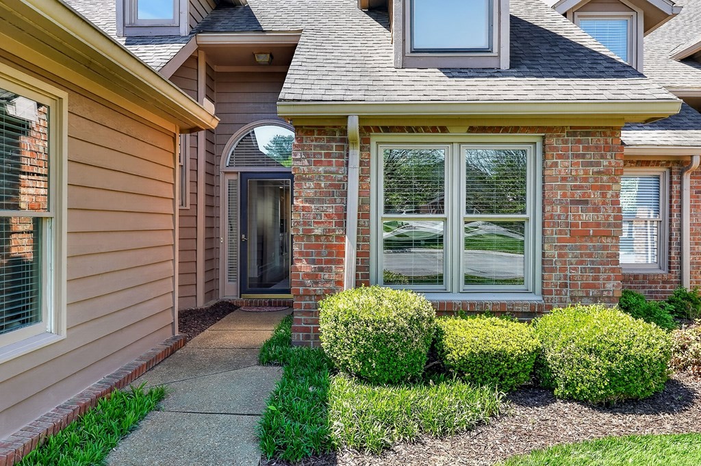 1630 Fairway Dr
