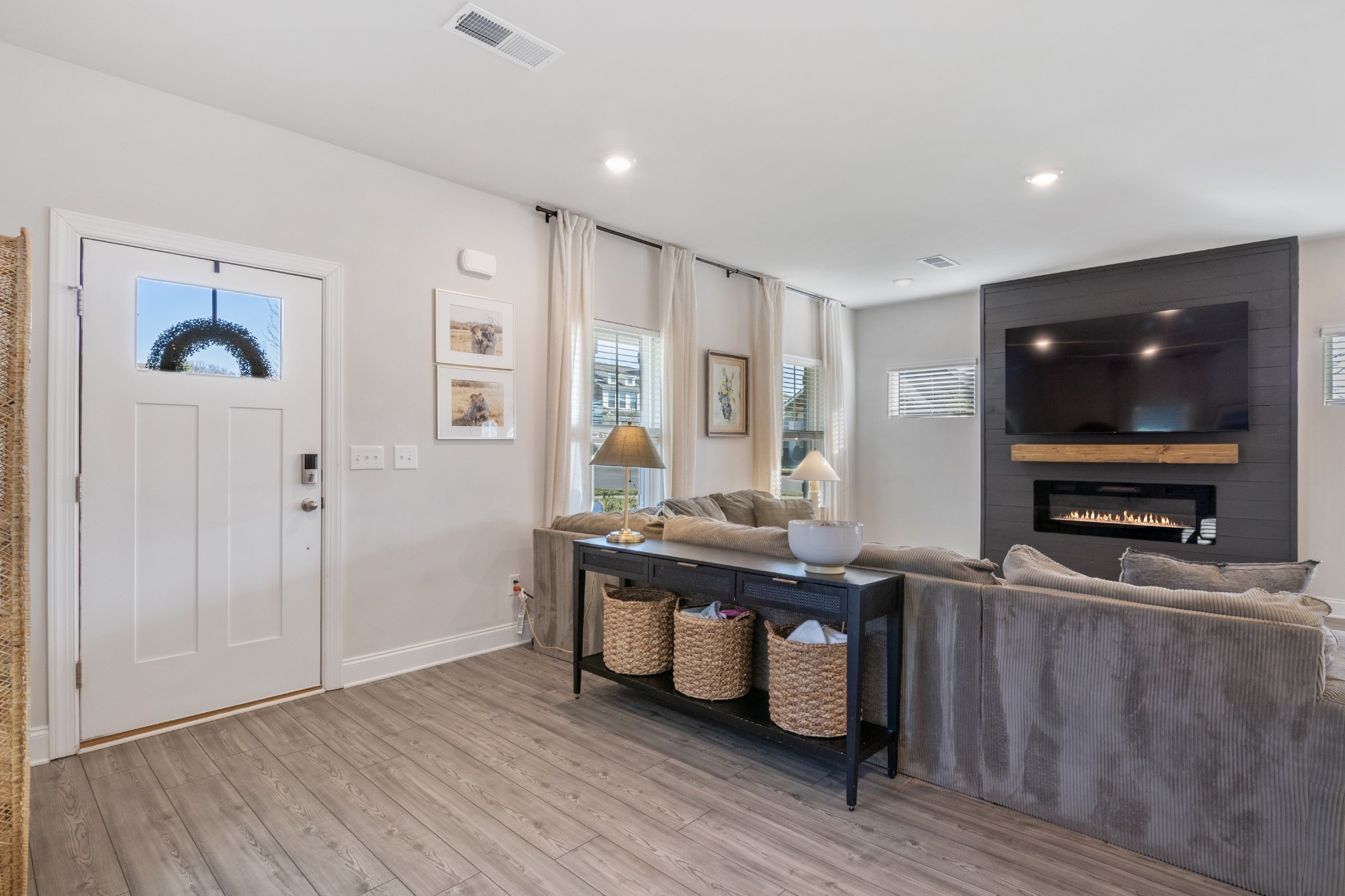 1016 Clover Glen Way