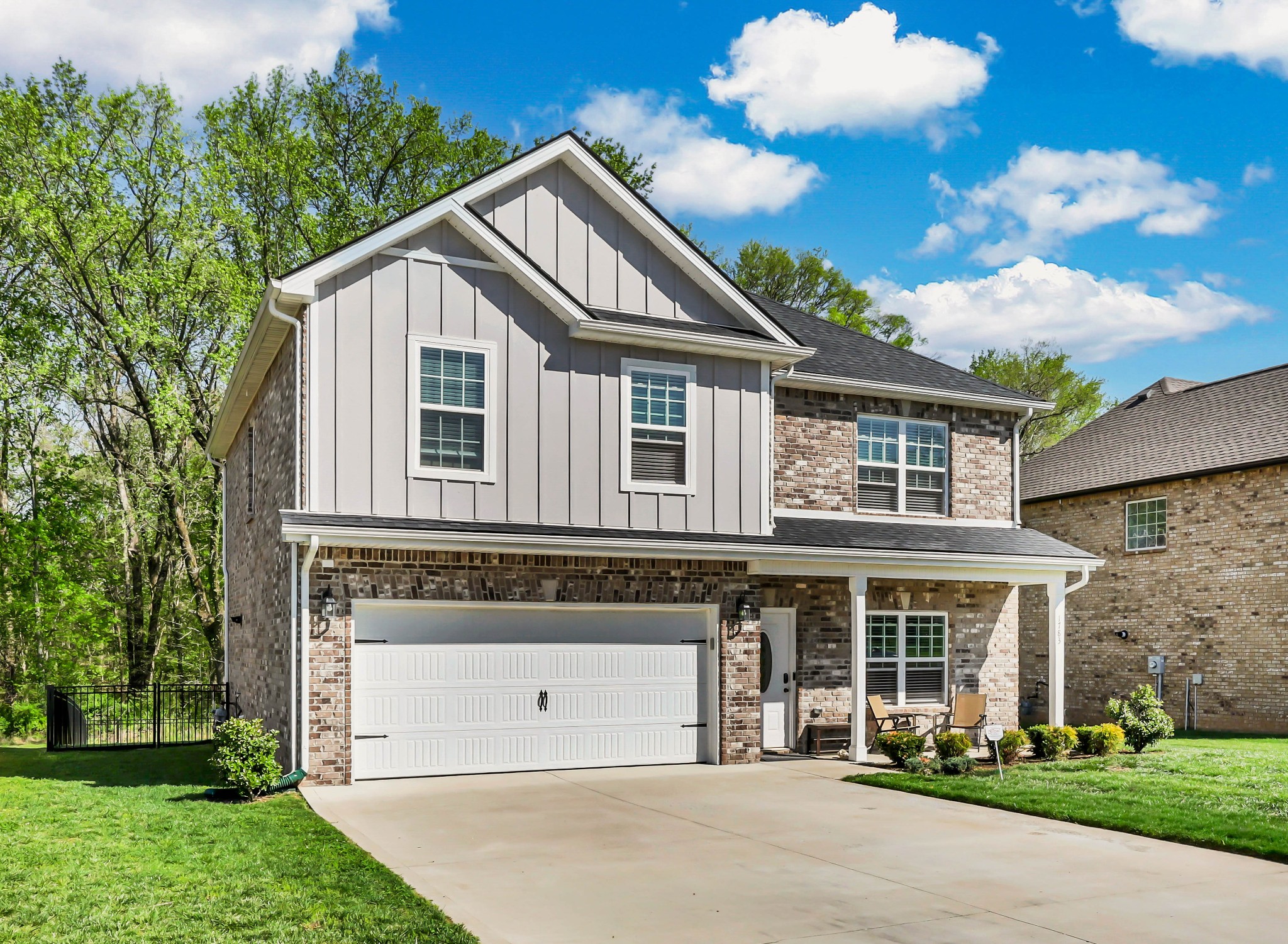 1783 Oak Forest Dr