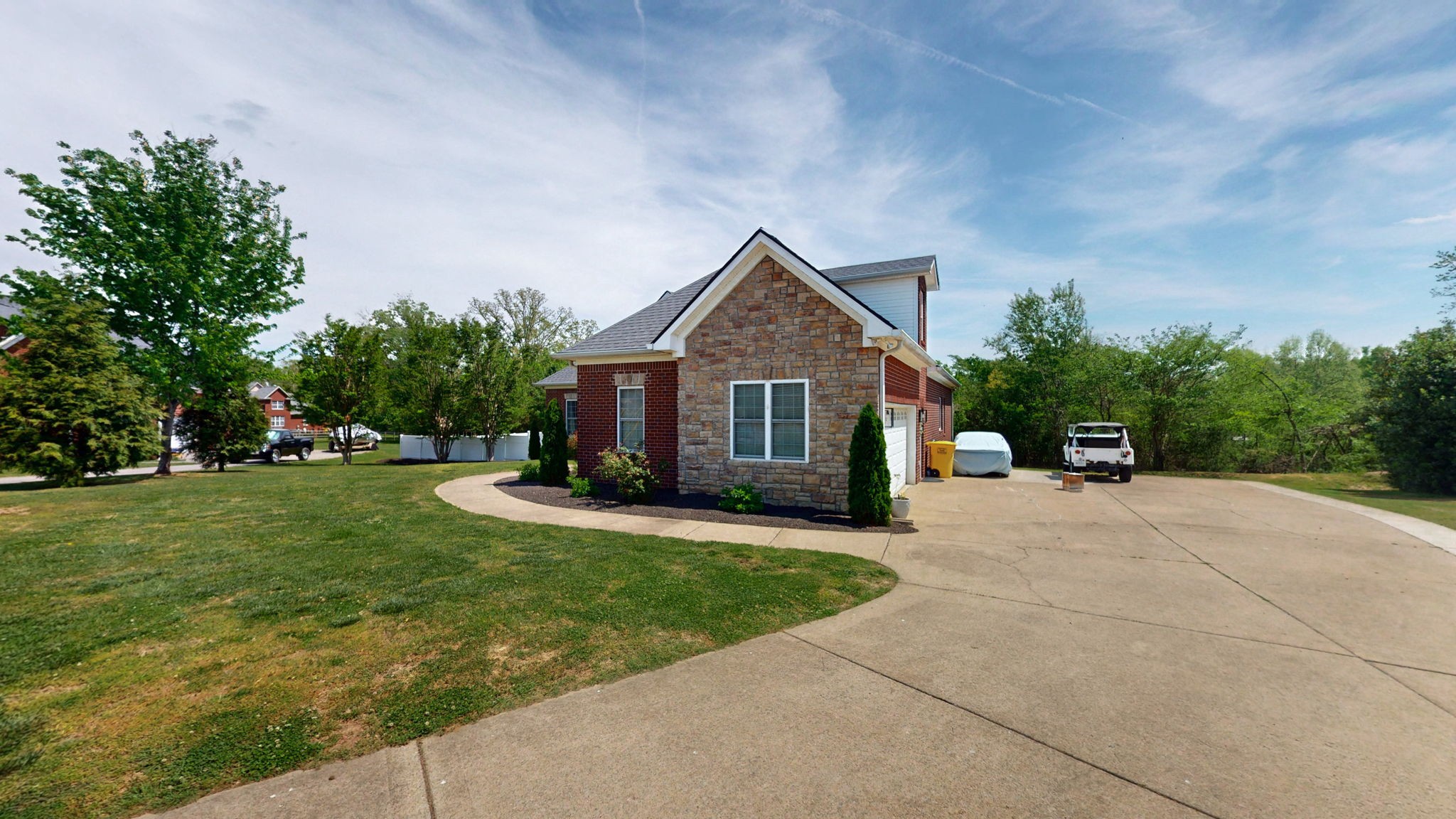 7307 Hudgins Ct