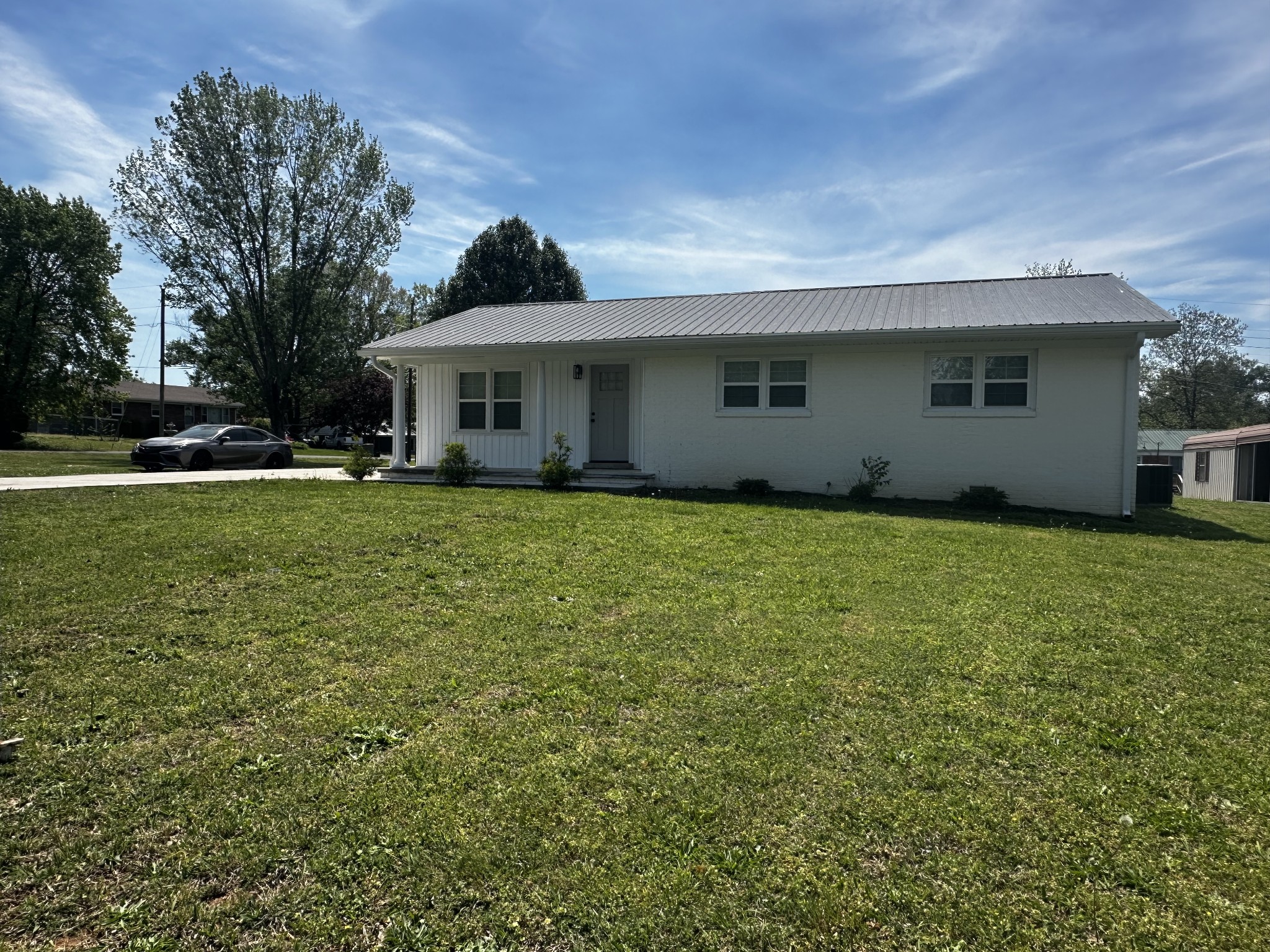 307 Randall St