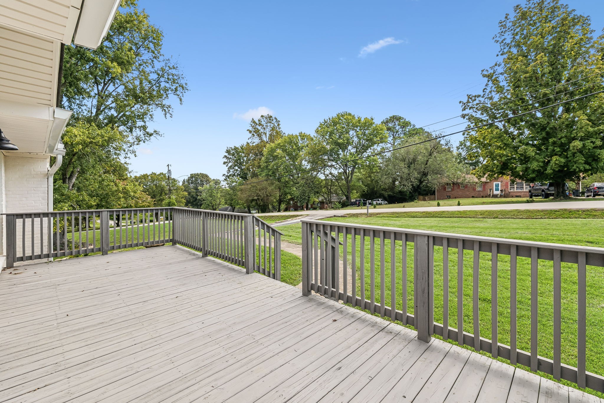 110 S Laurel Cir