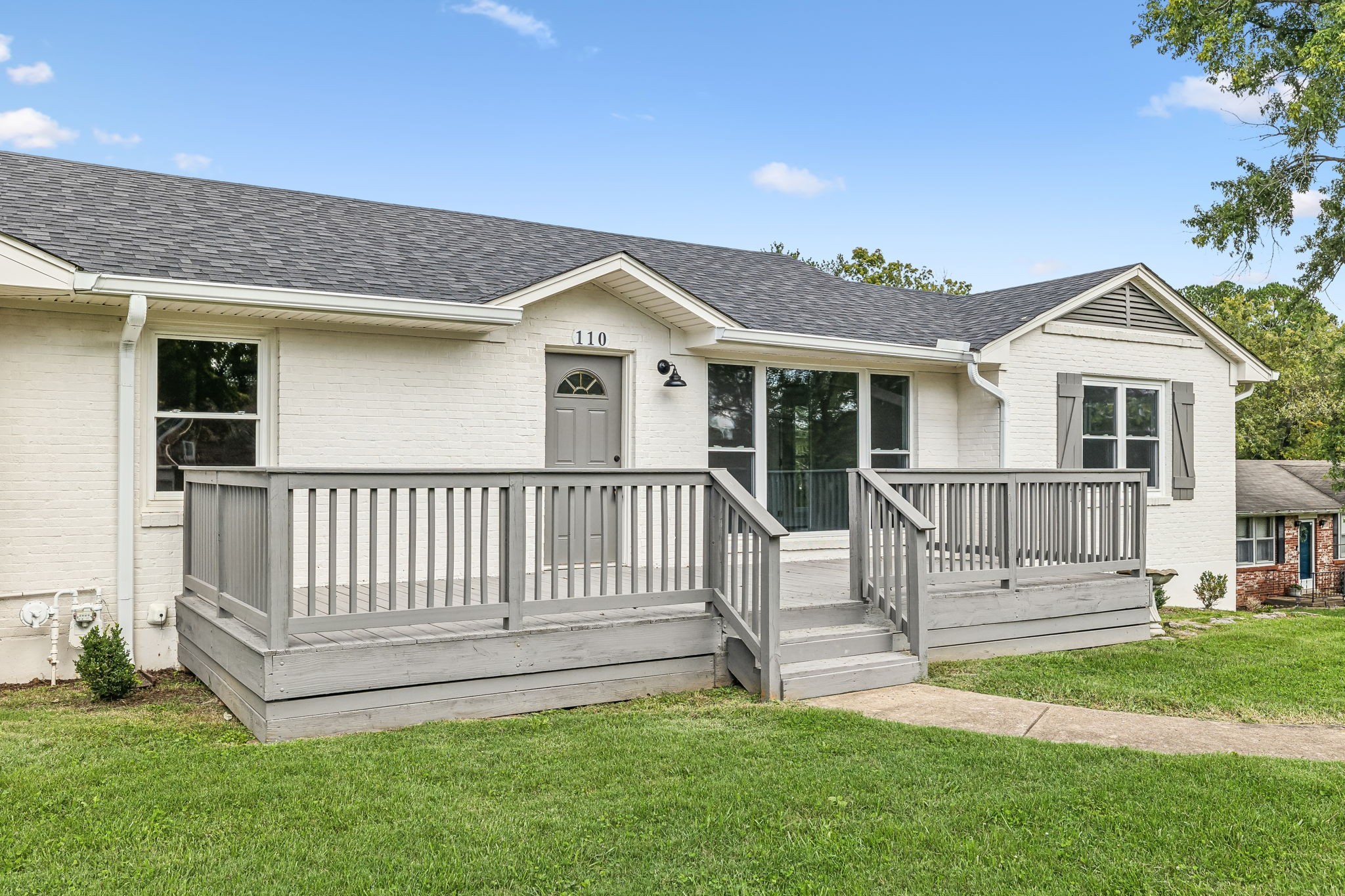 110 S Laurel Cir