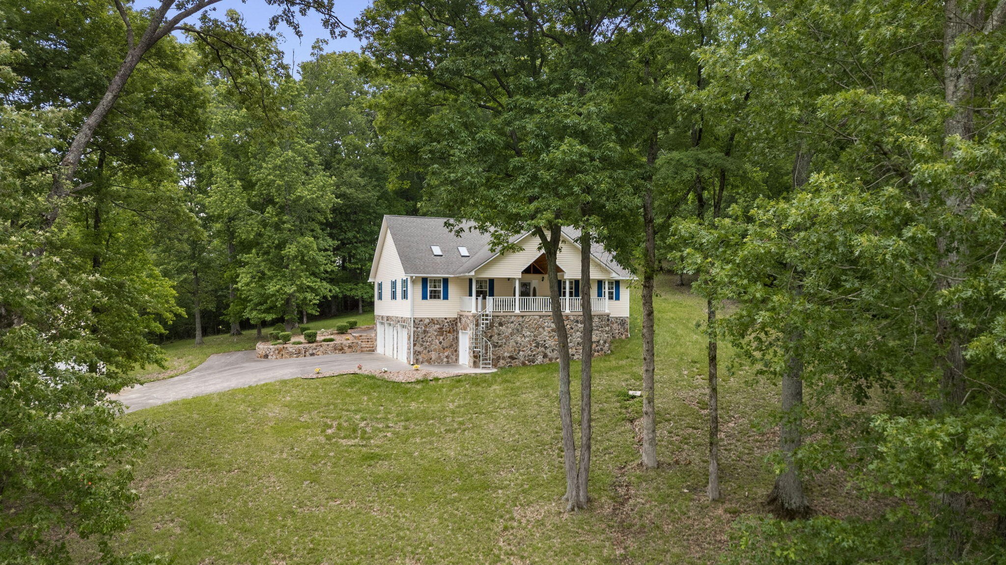 681 Pinhook Road