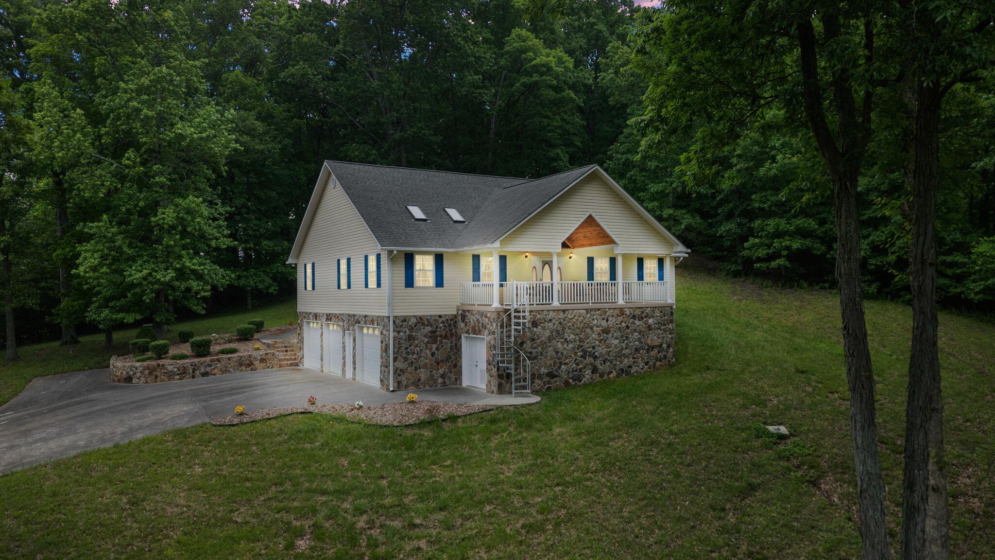 681 Pinhook Road