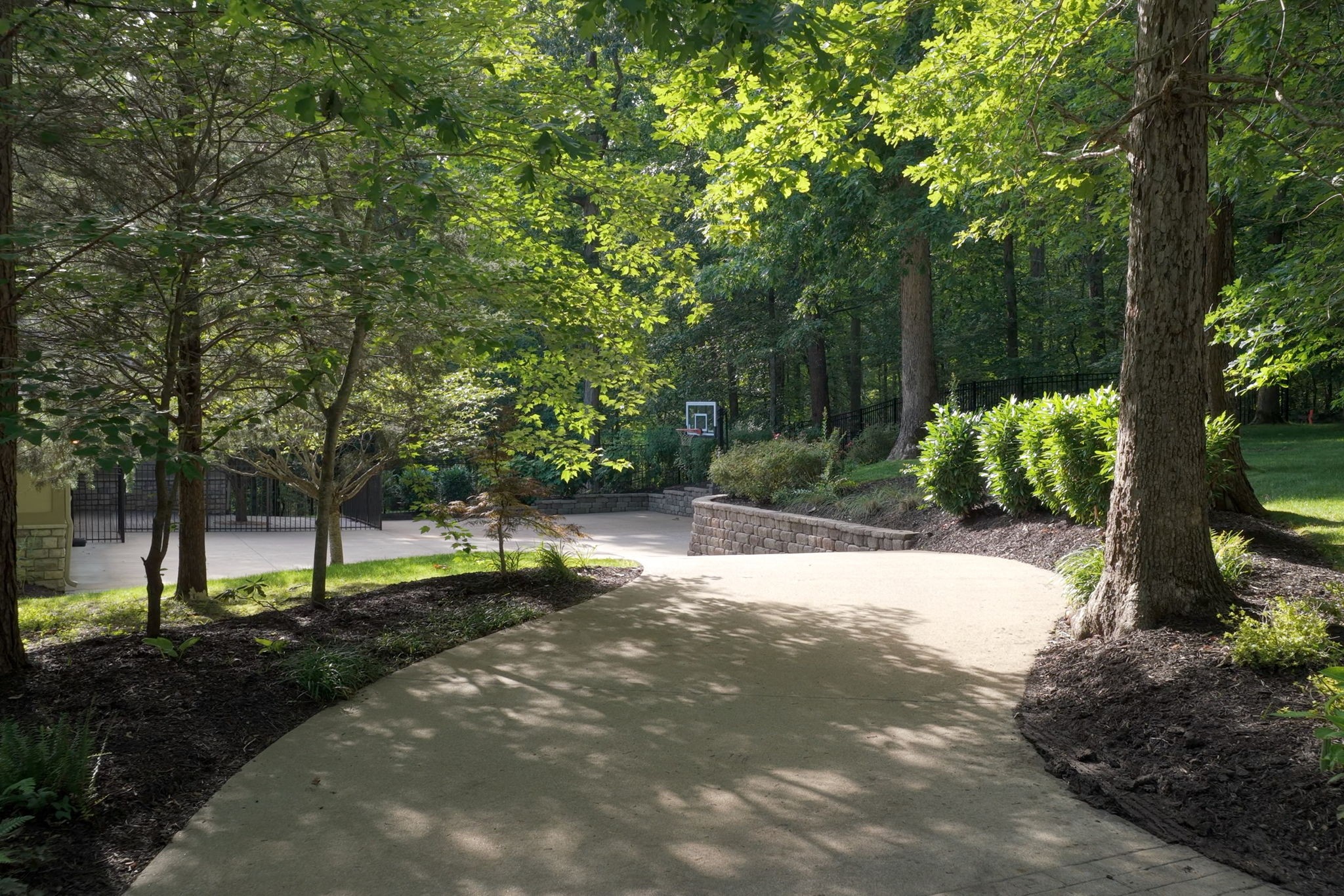 1003 Champion Hills Dr