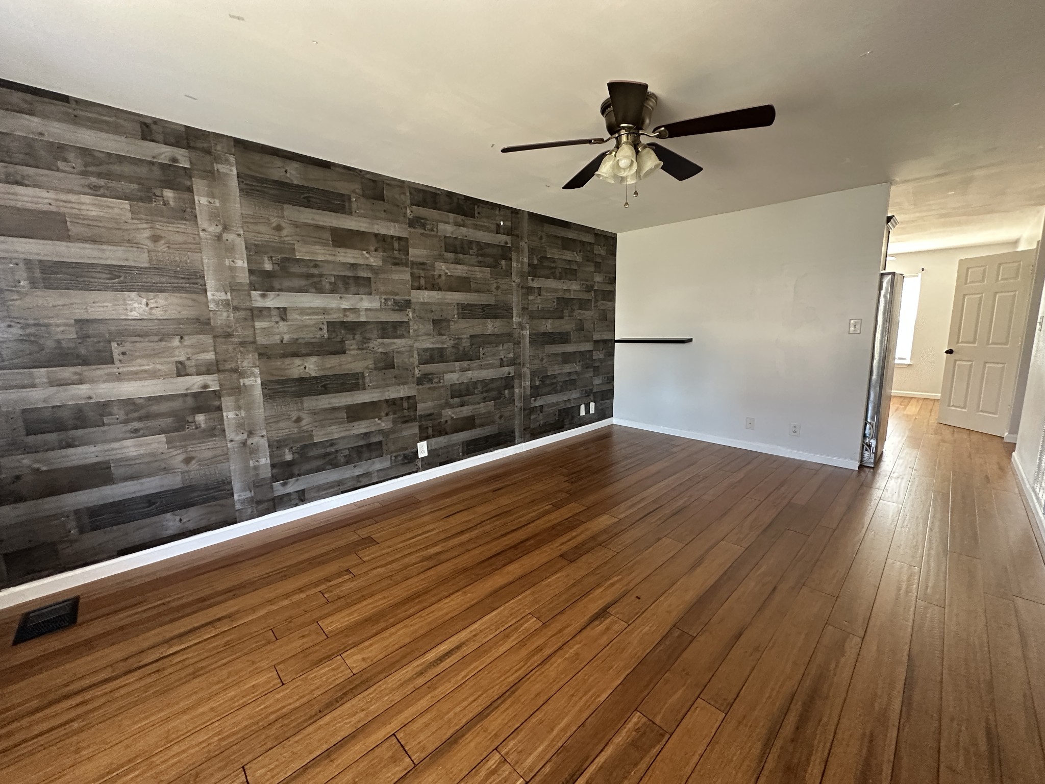 2504 Rafiki Dr
