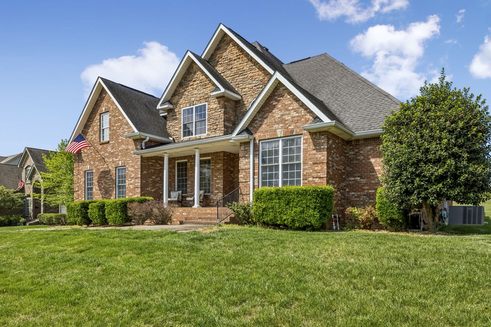 2456 Settlers Trce