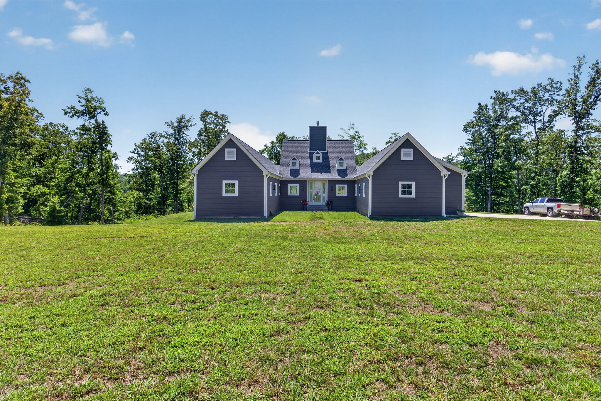 1499 Doe and Fawn Ln