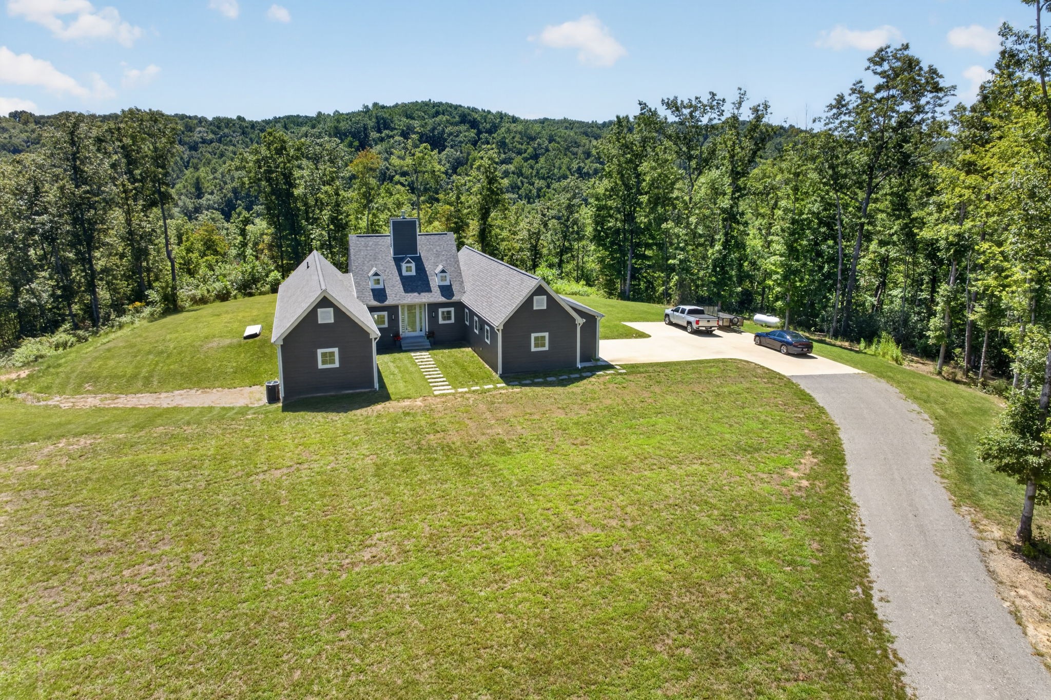 1499 Doe and Fawn Ln