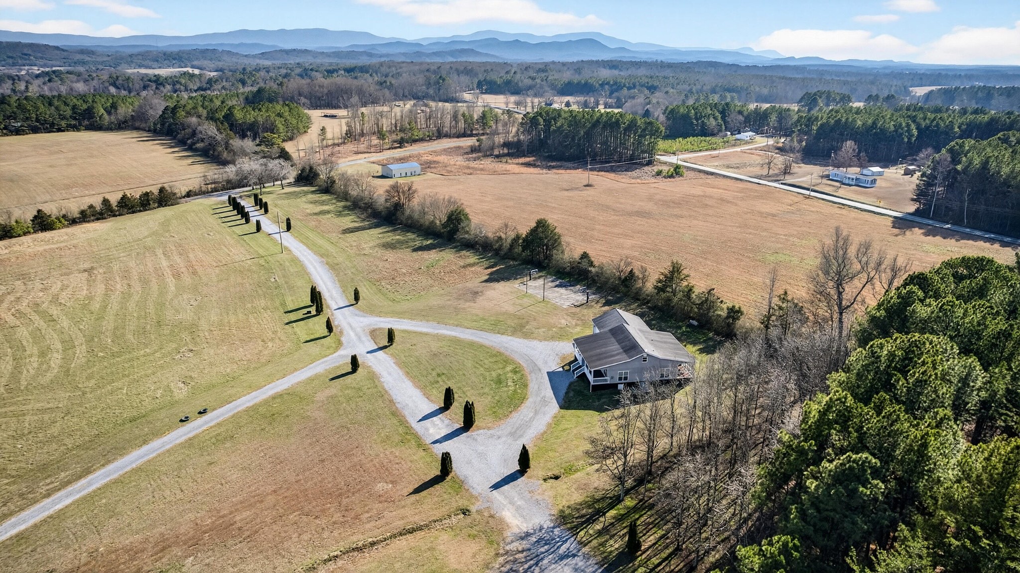 229 Davis Lane